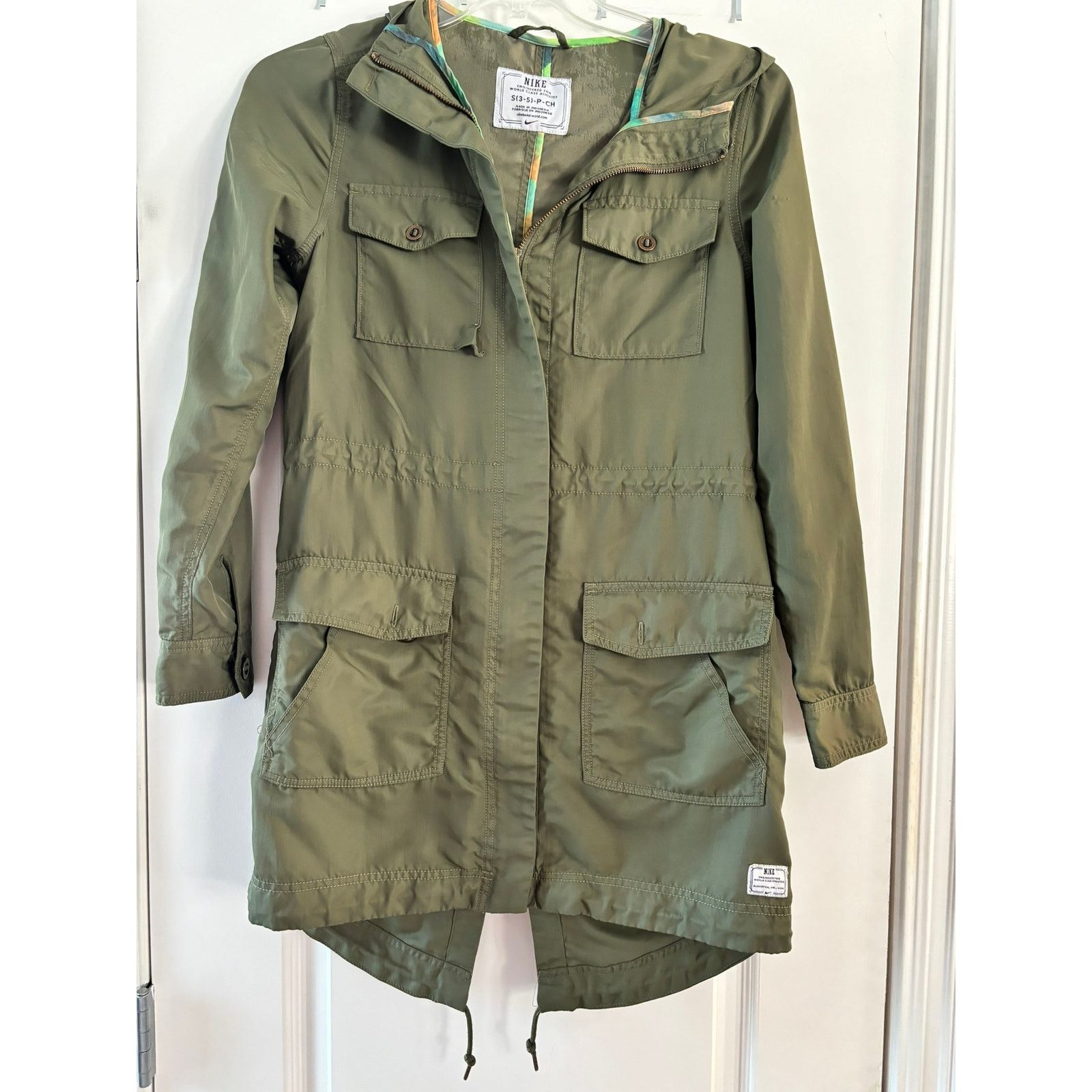 Nike Women’s Nike Size Small Green Hooded Jacket FLAW Size S / US 4 / IT 40 - 1 Thumbnail