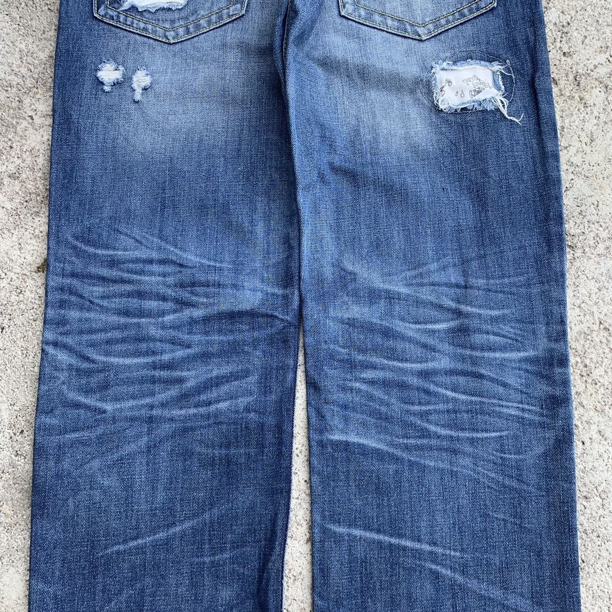 Japanese Brand Vintage Y2K Japan Ripped Distressed Denim Jeans W30 Size US 30 / EU 46 - 11 Thumbnail