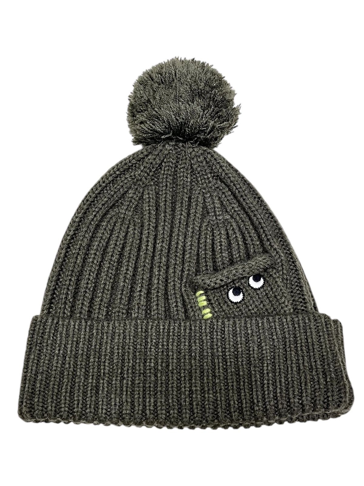 Anya Hindmarch DOPE🔥 ANYA HINDMARCH x UNIQLO Green Army Beanie Size ONE SIZE - 3 Thumbnail