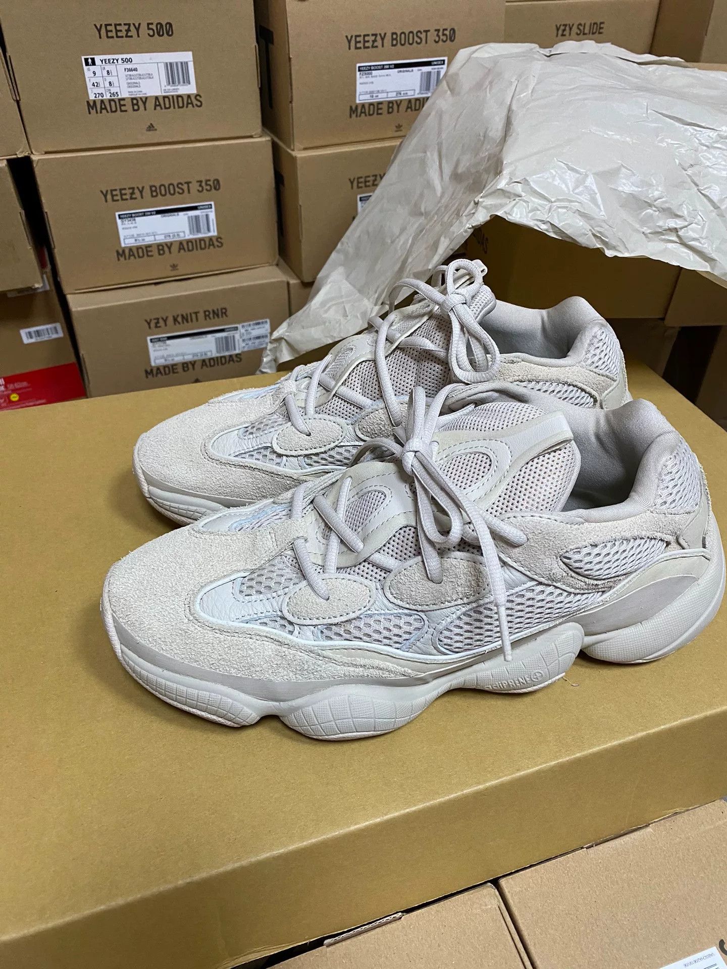 Adidas Adidas YEEZY500 White Lowtop Sneakers 9.5 Men Size US 9.5 / EU 42-43 - 1 Thumbnail