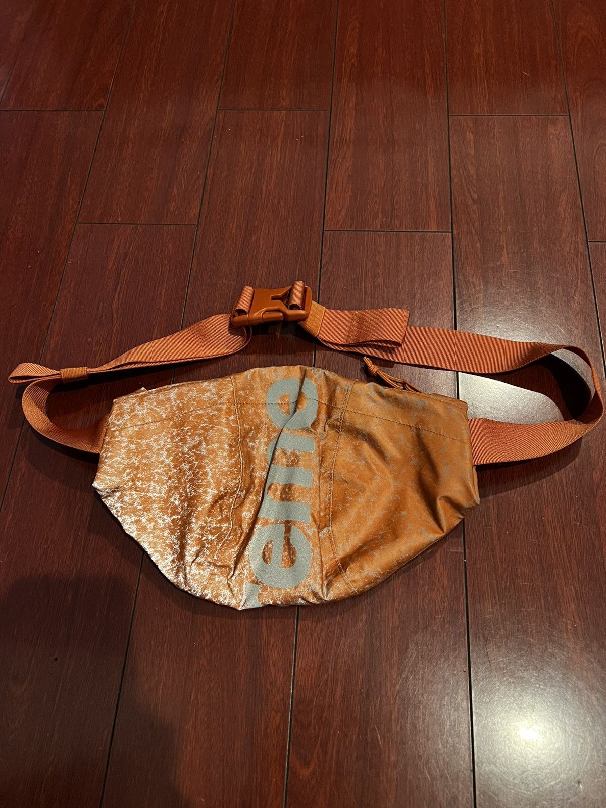 Supreme Supreme Waterproof Reflective Speckled Waist Bag Orange Size ONE SIZE - 2 Thumbnail