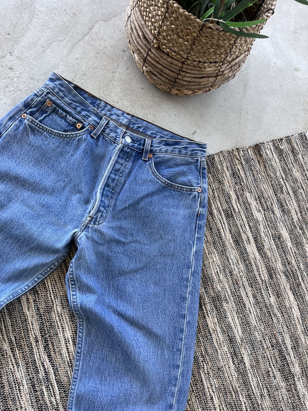 Levi's Vintage Levis 501 Denim Jeans 32x30 Straight Fit Workwear Size US 32 / EU 48 - 8 Thumbnail
