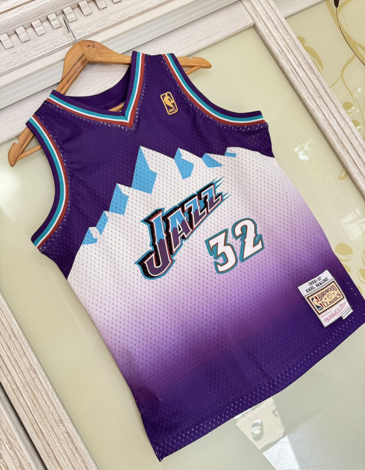 Mitchell & Ness × NBA Karl Malone #32 Utah Jazz Mitchell & Ness NBA Jersey Shirt Size US S / EU 44-46 / 1 - 4 Thumbnail
