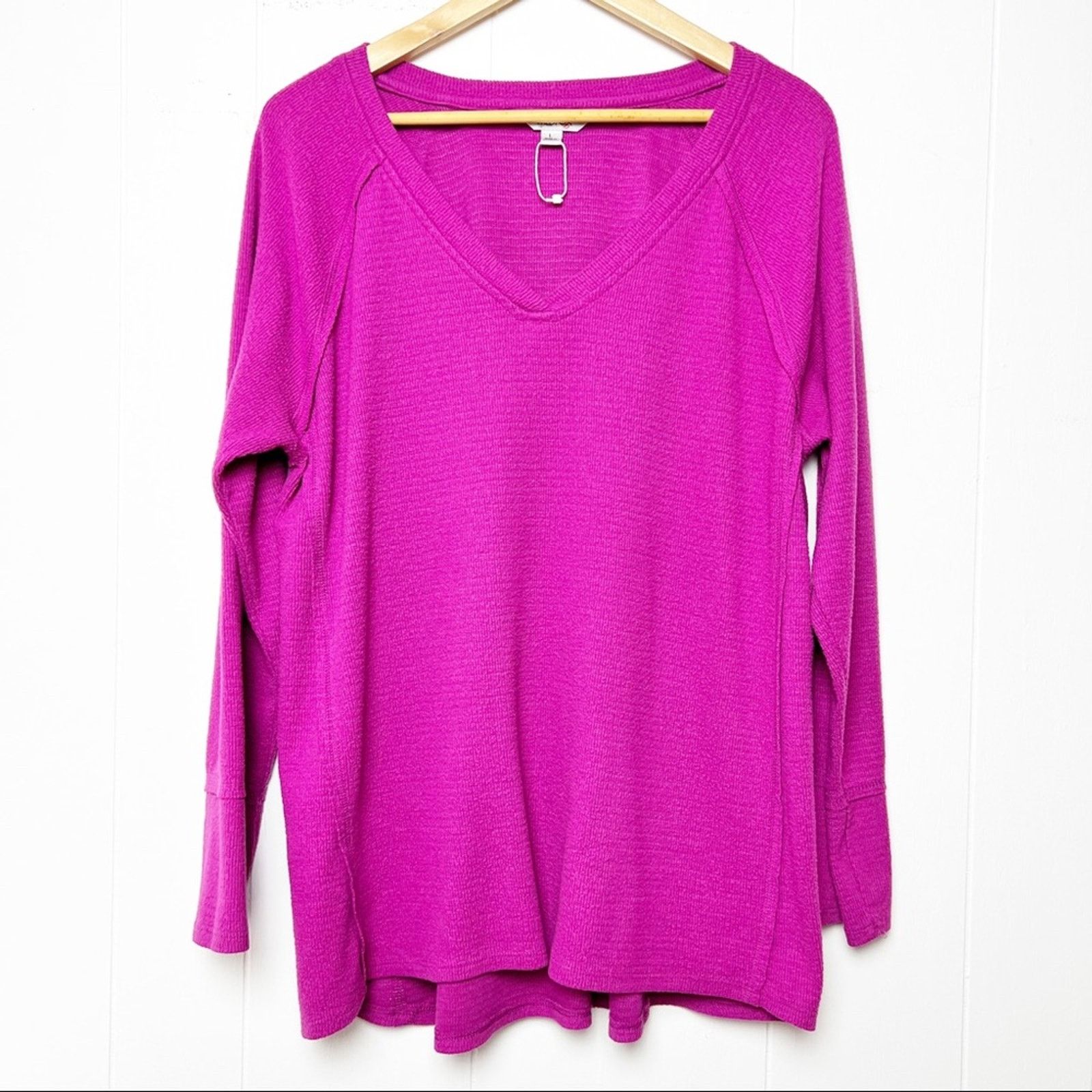 Wildfox Wildfox Haley Elderberry V Neck Long Sleeve Tee Womens Large Size L / US 10 / IT 46 - 2 Thumbnail