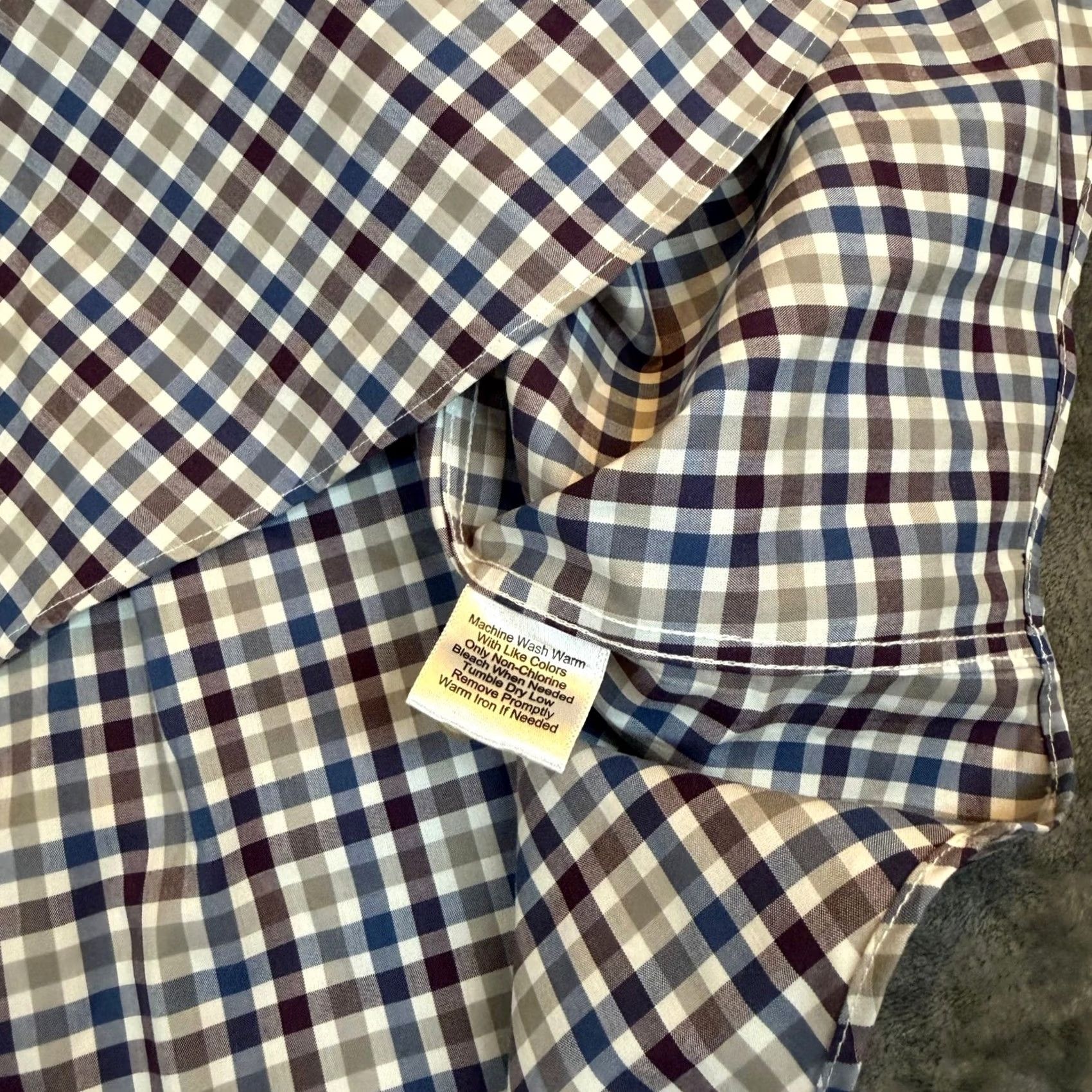 Vintage Jos A Bank Traveler Slim Fit Plaid Button-Down Shirt Purple Blue White Mens XL Size US XL / EU 56 / 4 - 5 Thumbnail