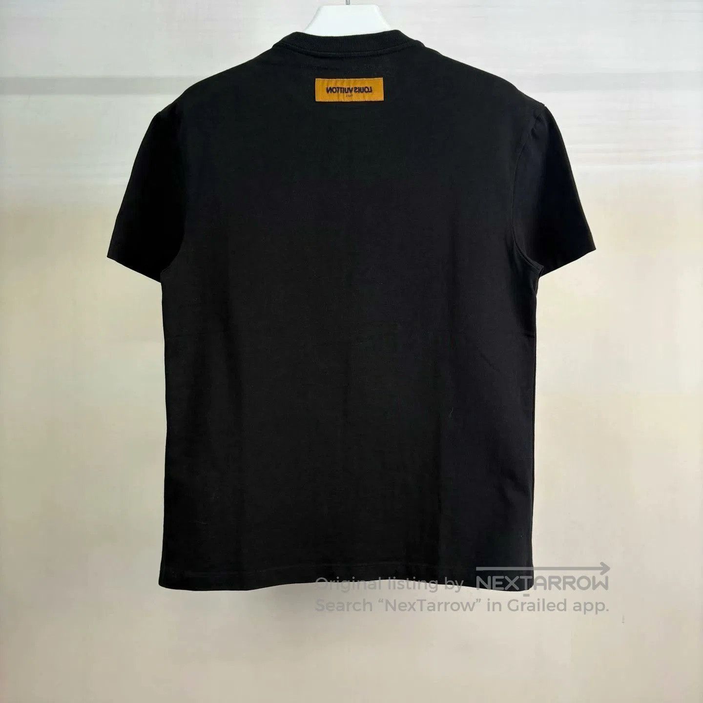 Pharrell LV Black Logo Short-Sleeve T-Shirt. Size US M / EU 48-50 / 2 - 2 Thumbnail