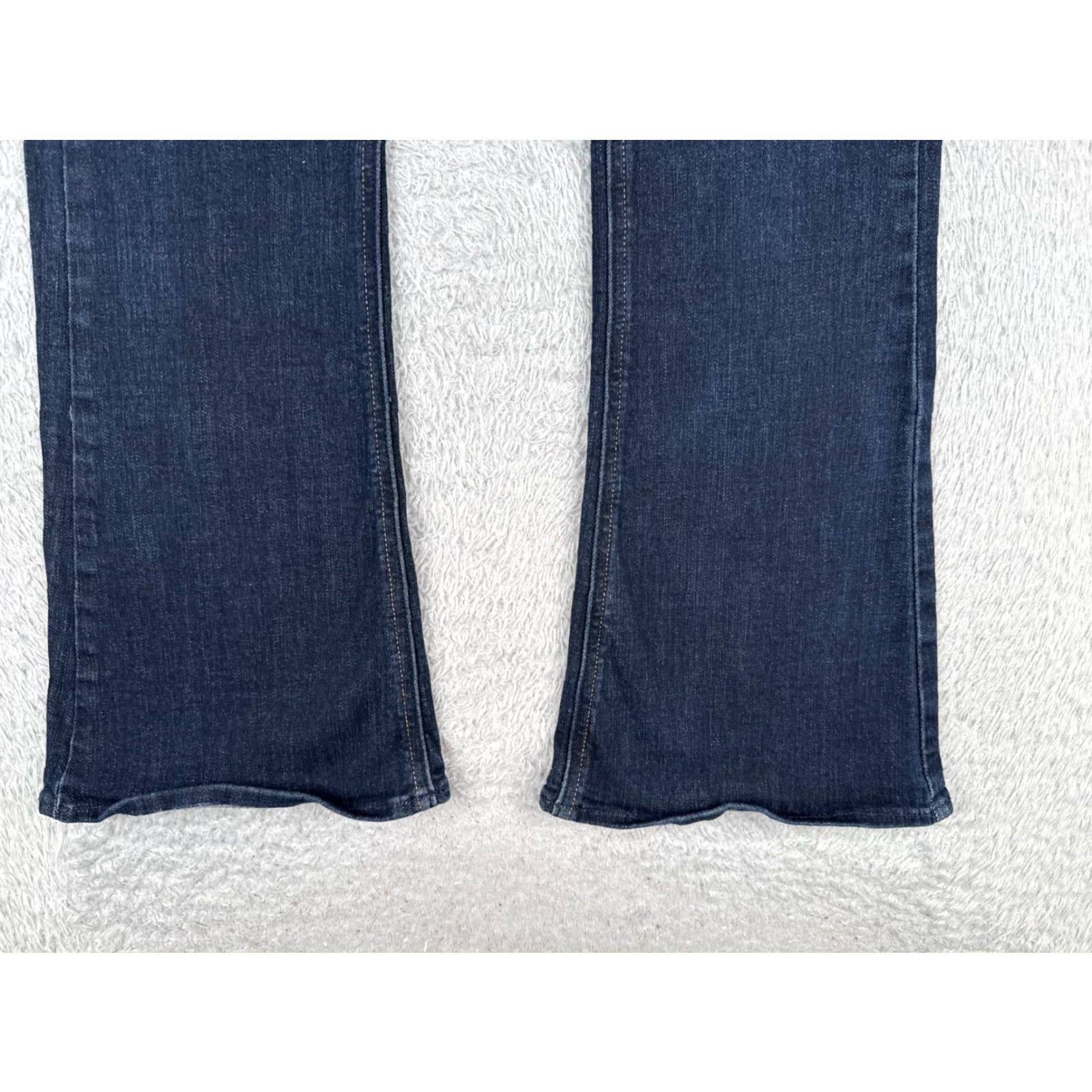 Old Navy VINTAGE Old Navy Jeans Womens 14 Blue Denim Jeans Flare Low Rise Dark Cotton Blend 34x30 Size 36" / US 14 / IT 50 - 2 Thumbnail