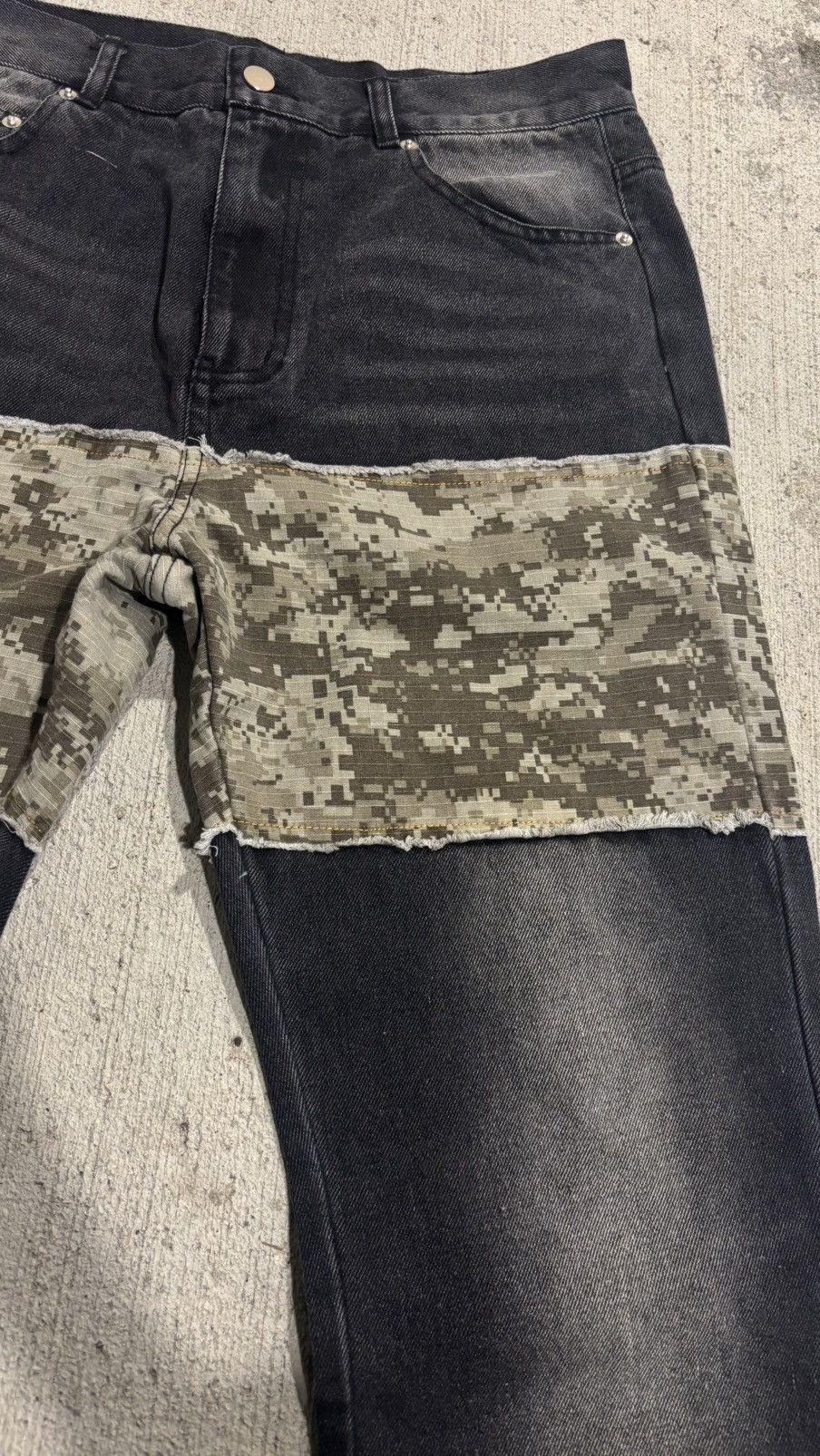 Other Nothing Into Something Digital Camo Denim Size US 34 / EU 50 - 5 Thumbnail