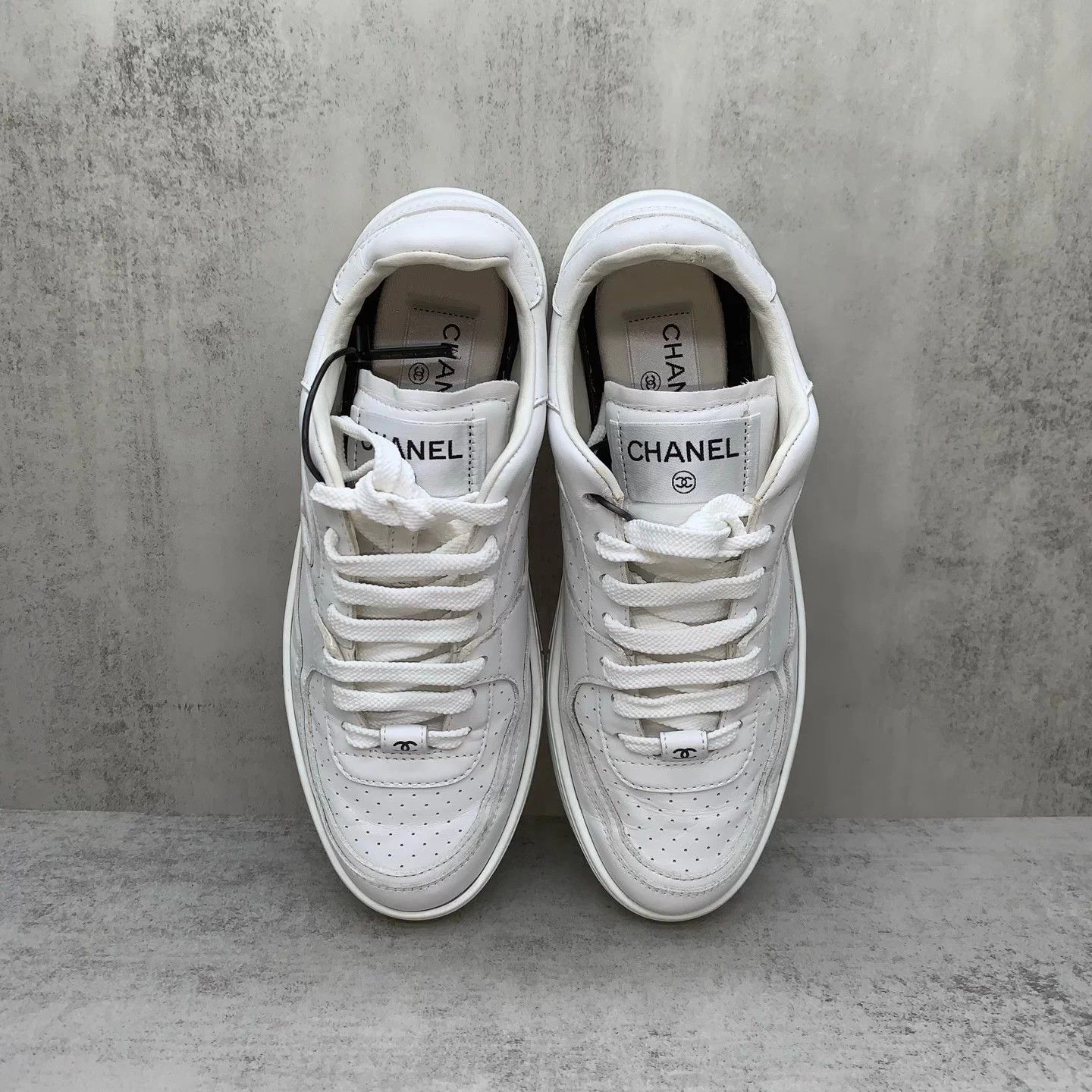 Chanel Chanel white side logo sneakers 37 98 New Size US 6 / IT 36 - 6 Thumbnail