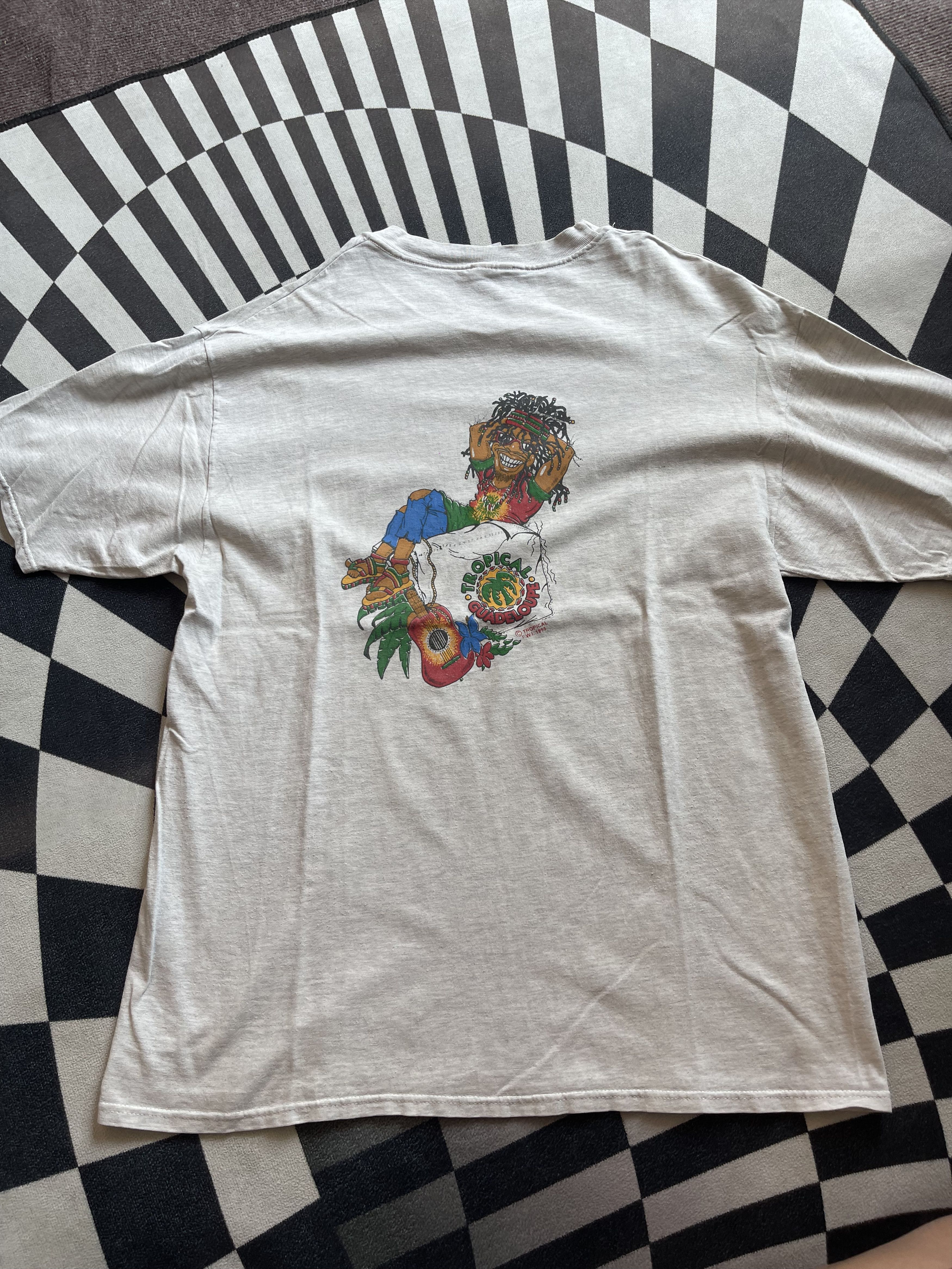 Vintage Rare Vintage 1990s Guadeloupe Island Pa Ni Pwoblem Tee Size US XL / EU 56 / 4 - 2 Thumbnail