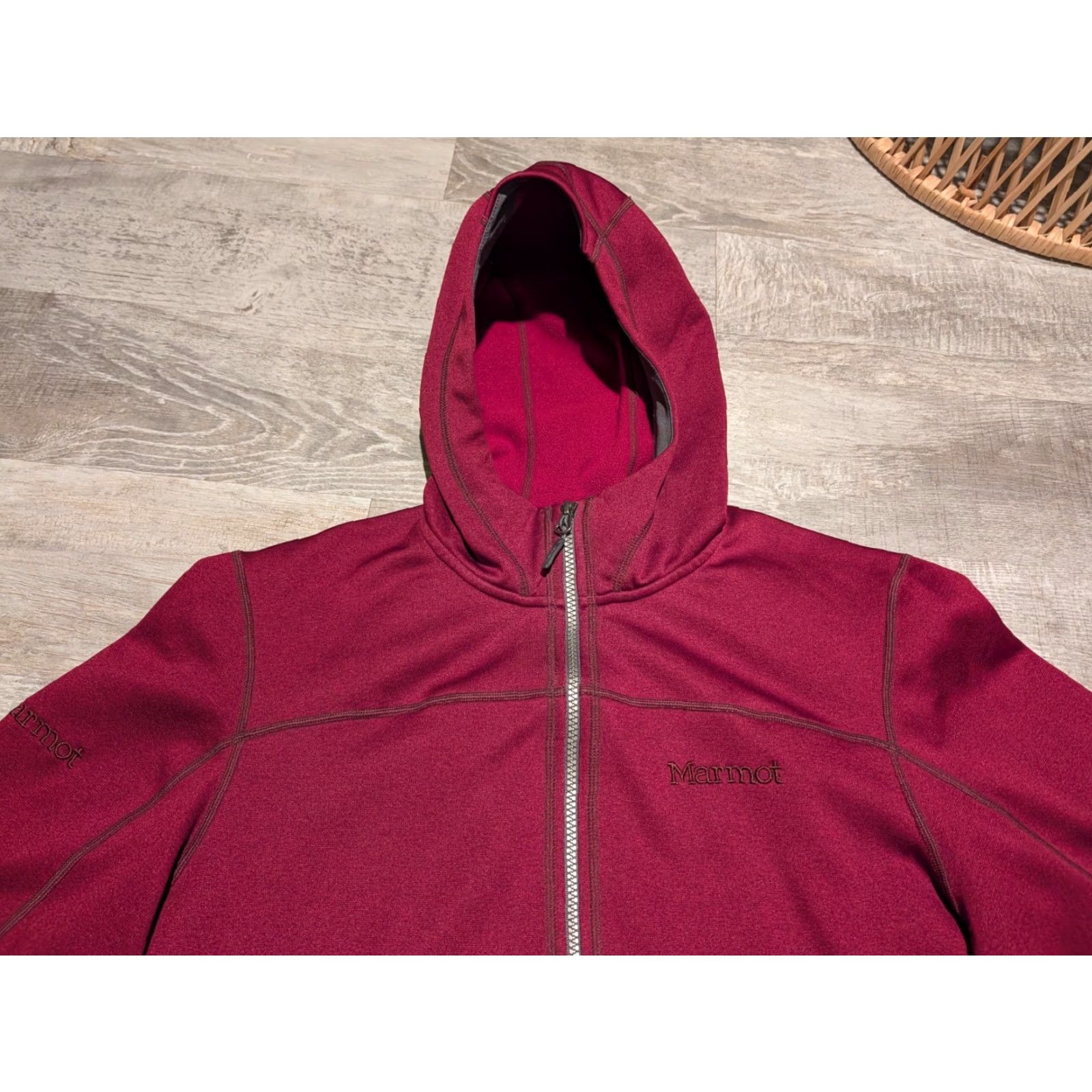 Marmot Marmot Women's Jacket Full Zip Hoodie Dark Red M Outdoor Activewear EUC Regular Fit Size M / US 6-8 / IT 42-44 - 2 Thumbnail