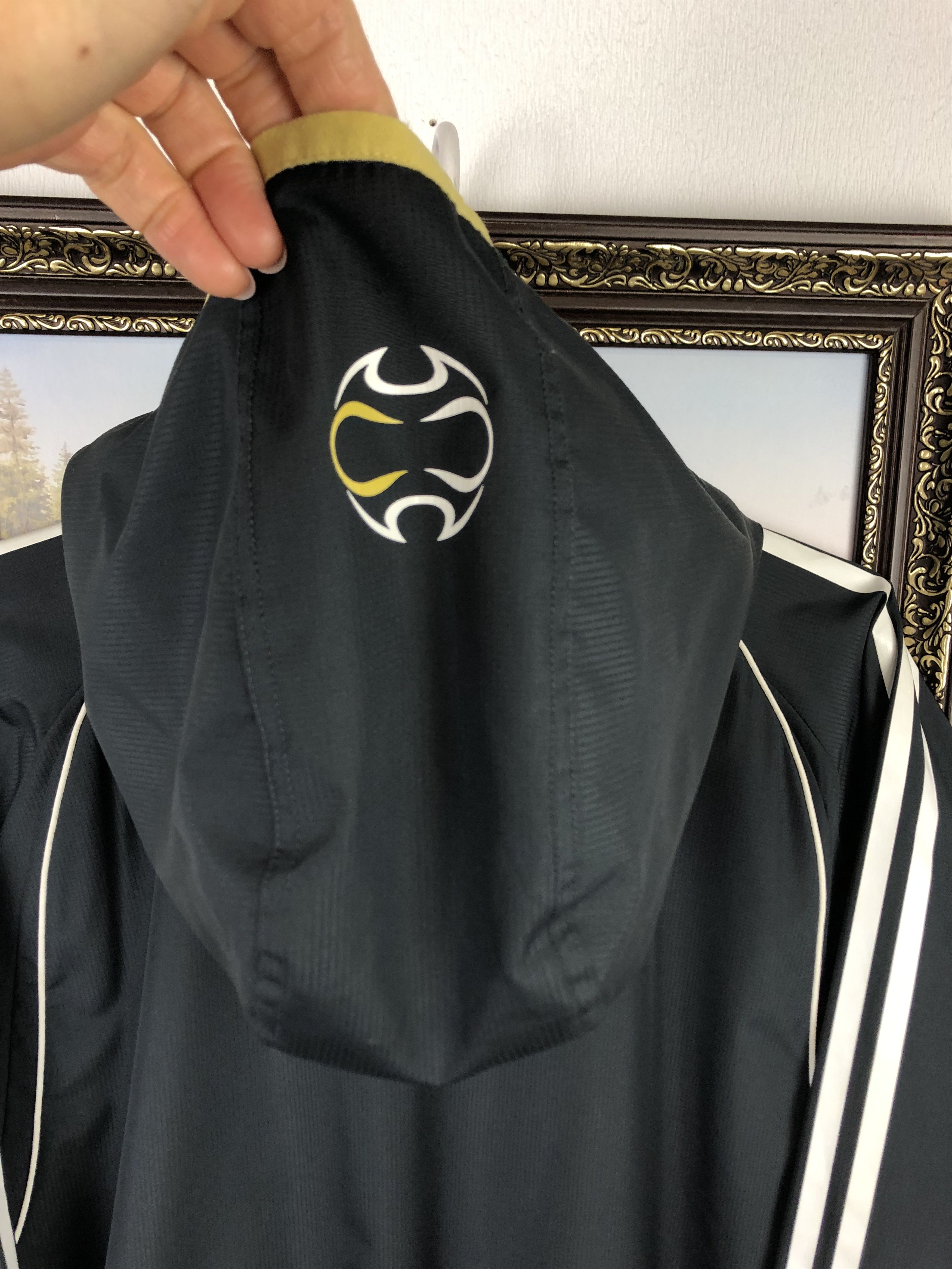 Adidas Vintage Adidas Real Madrid Football Jacket Soccer Track Size US L / EU 52-54 / 3 - 12 Thumbnail