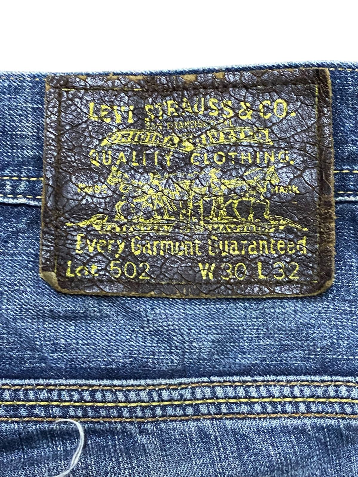 Levi's Vintage Clothing Vintage Levis 502 Faded Wash Distressed Loose Jeans Size US 31 - 10 Thumbnail