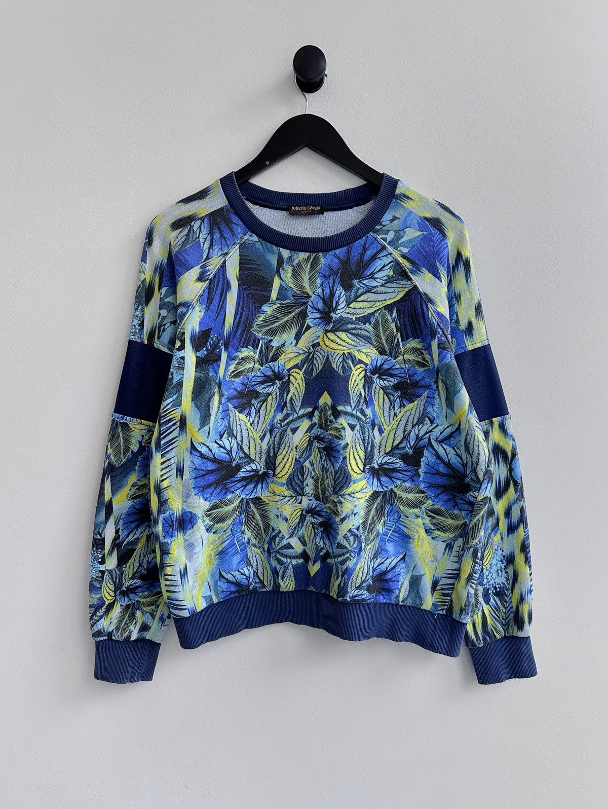Just Cavalli Roberto Cavalli Flowers Printed Sweatshirt Size US M / EU 48-50 / 2 - 1 Thumbnail