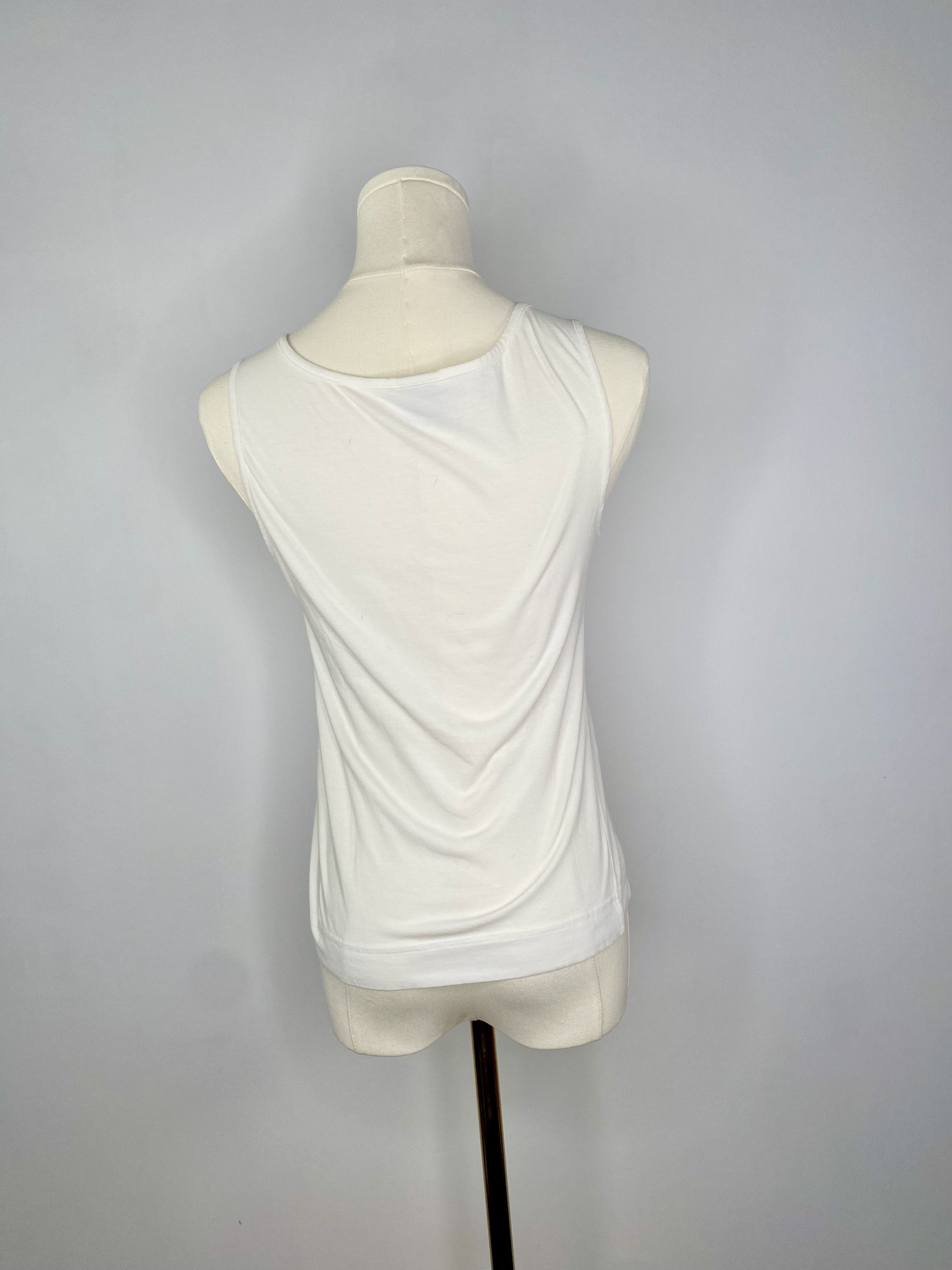 Vintage Gattinoni Jeans - White rose t-shirt Size ONE SIZE - 4 Thumbnail