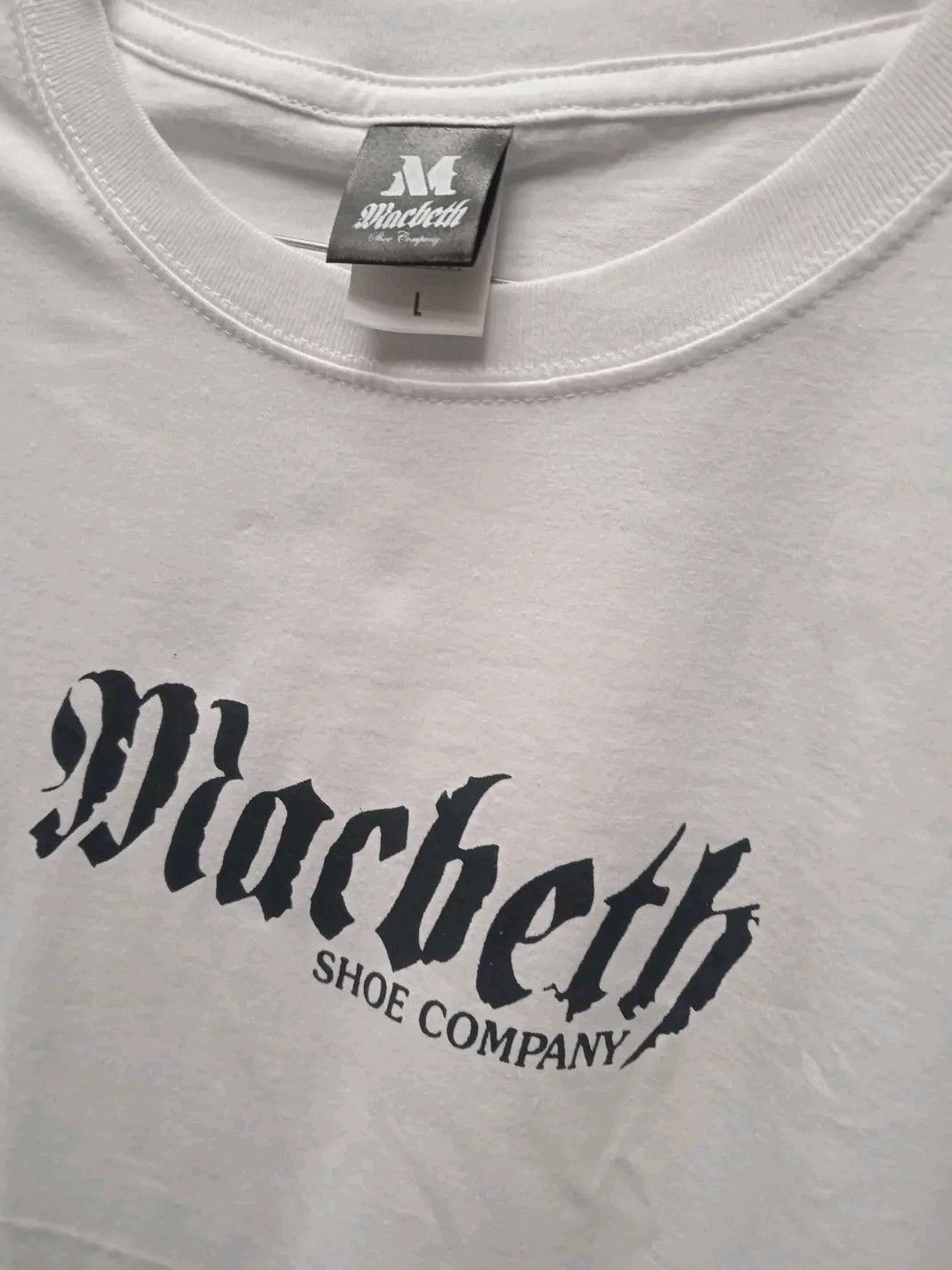 Macbeth T-shirt Macbeth shoe company white Size US L / EU 52-54 / 3 - 3 Thumbnail