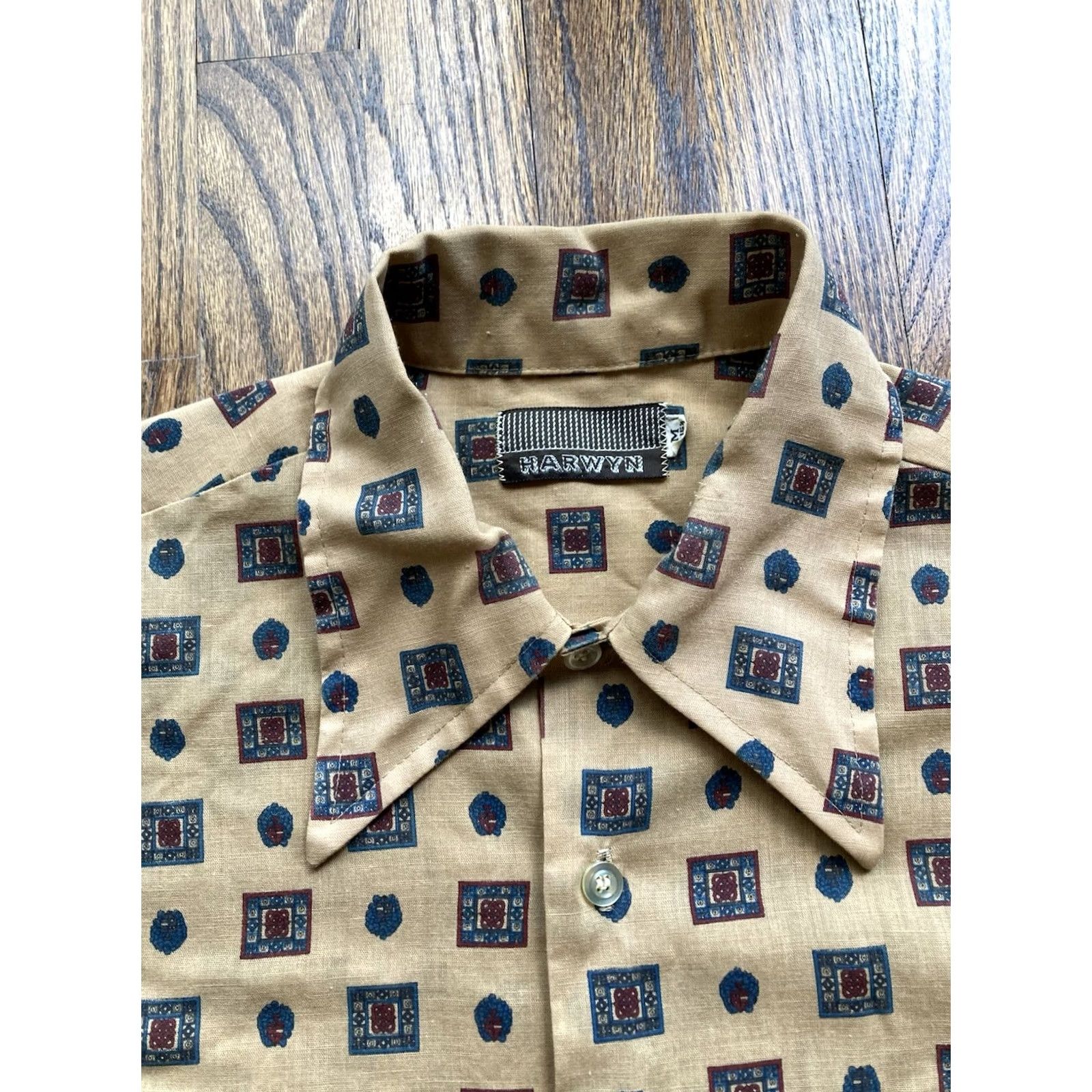 Vintage VINTAGE Harwyn Shirt Mens M Beige Long Sleeve Button-Up Geometric 60s Rockabilly Medallion Retro 70s Casual Mens Size US M / EU 48-50 / 2 - 3 Thumbnail