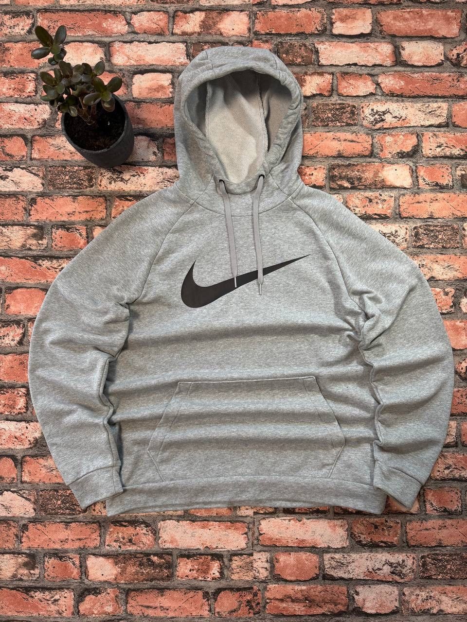 Nike 90’s NIKE RARE CENTRAL SWOOSH Y2K LOGO RETRO VINTAGE HOODIE Size US L / EU 52-54 / 3 - 1 Thumbnail