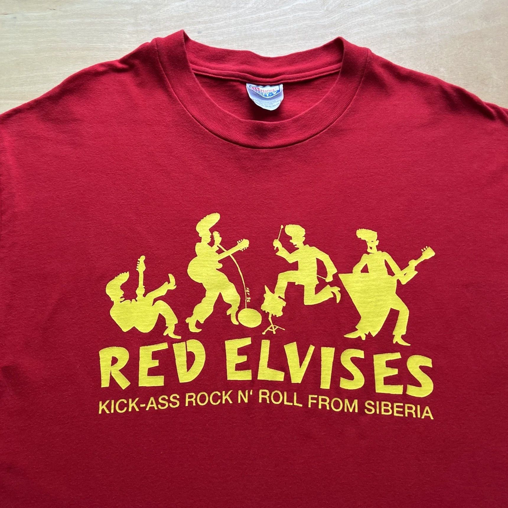 Vintage VINTAGE Red Evlises Shirt XL 90s Rock N Roll Music Aerosmith Batman T-Shirt Men Short Sleeve Crew Neck Cotton Knit Logo Graphic Print Size US XL / EU 56 / 4 - 3 Thumbnail