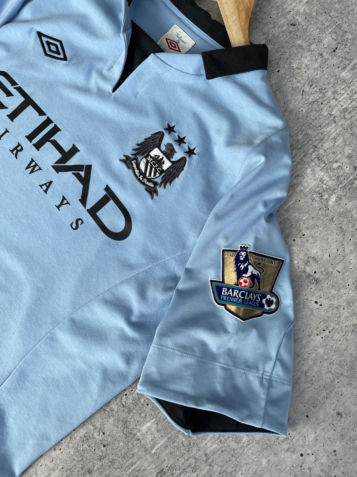 Umbro Umbro De Jong Manchester City 2012/2013 Authentic Jersey Size US M / EU 48-50 / 2 - 13 Thumbnail