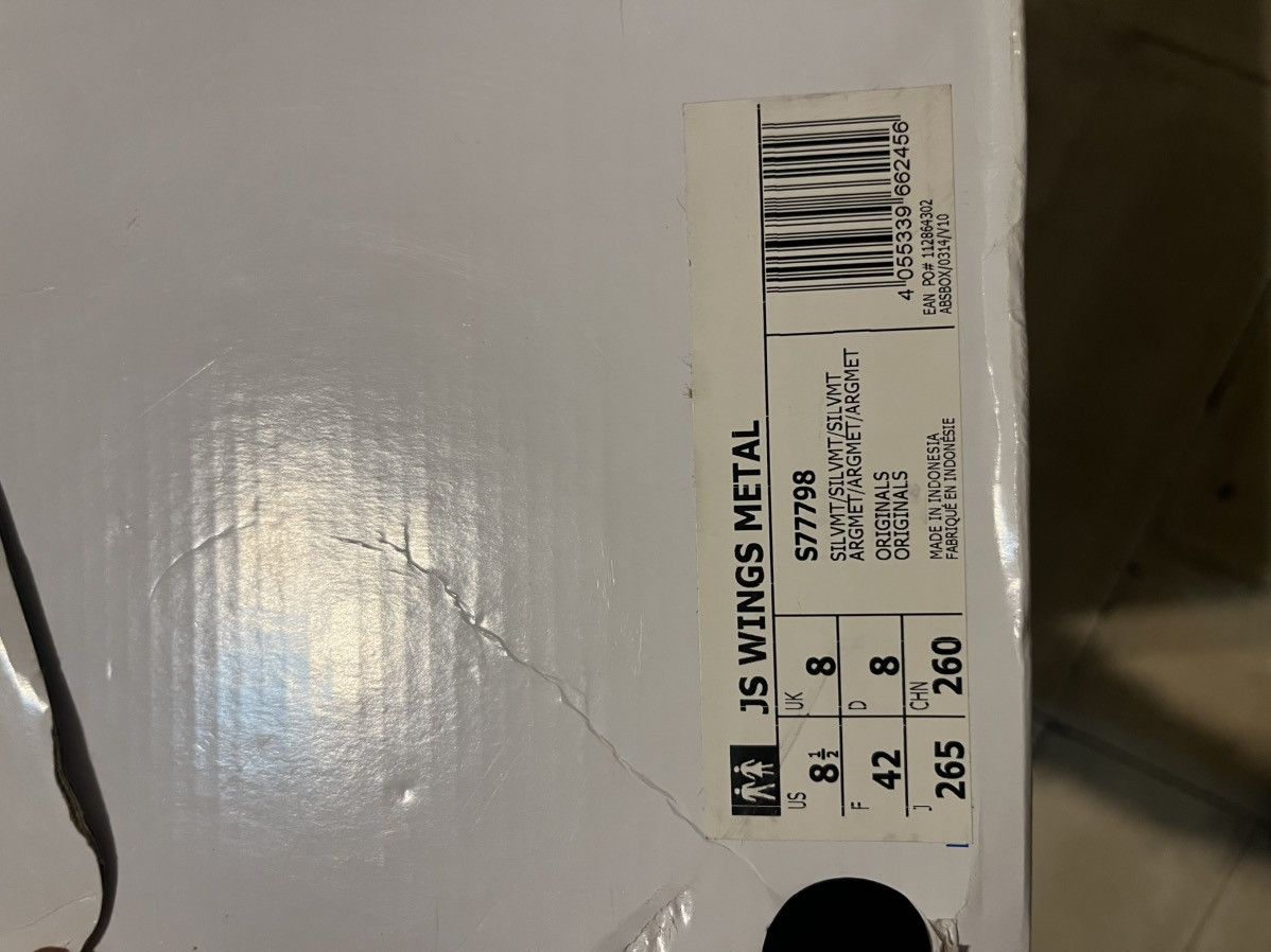 Adidas × Jeremy Scott Adidas Jeremy Scott Metallic silver wings size 8.5 with box Size US 8.5 / EU 41-42 - 7 Thumbnail