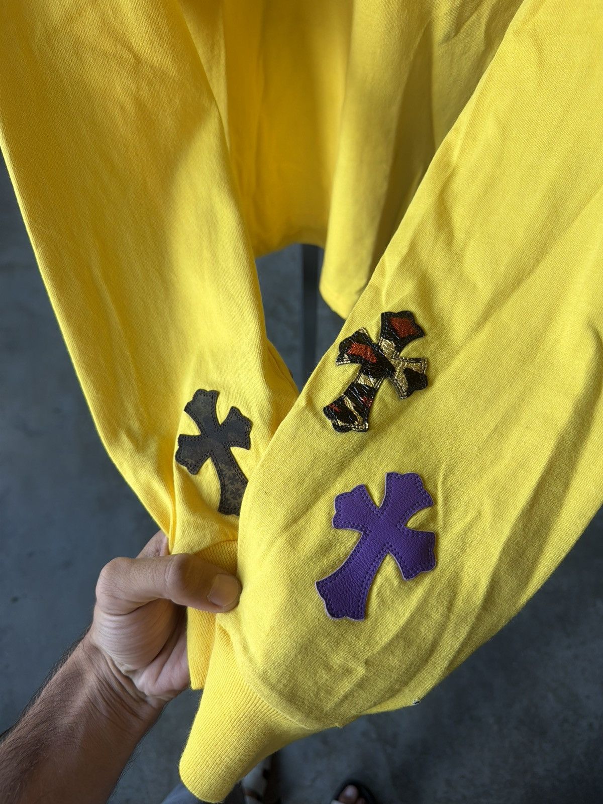 Chrome Hearts Chrome Hearts Sample Patch Shirt Flooded crosses sz M Size US M / EU 48-50 / 2 - 3 Thumbnail