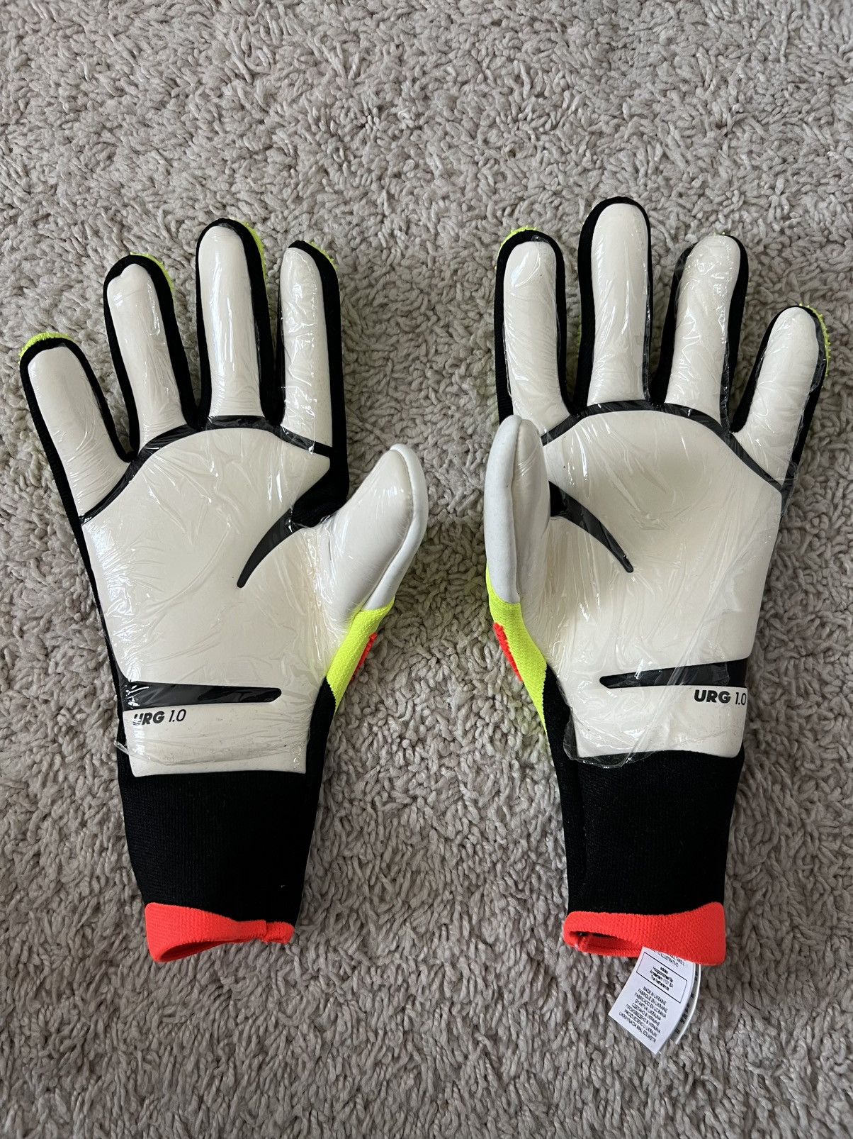 Adidas adidas PREDATOR PRO GL P GOALKEEPER Gloves Solar Yellow $160 Size ONE SIZE - 3 Thumbnail