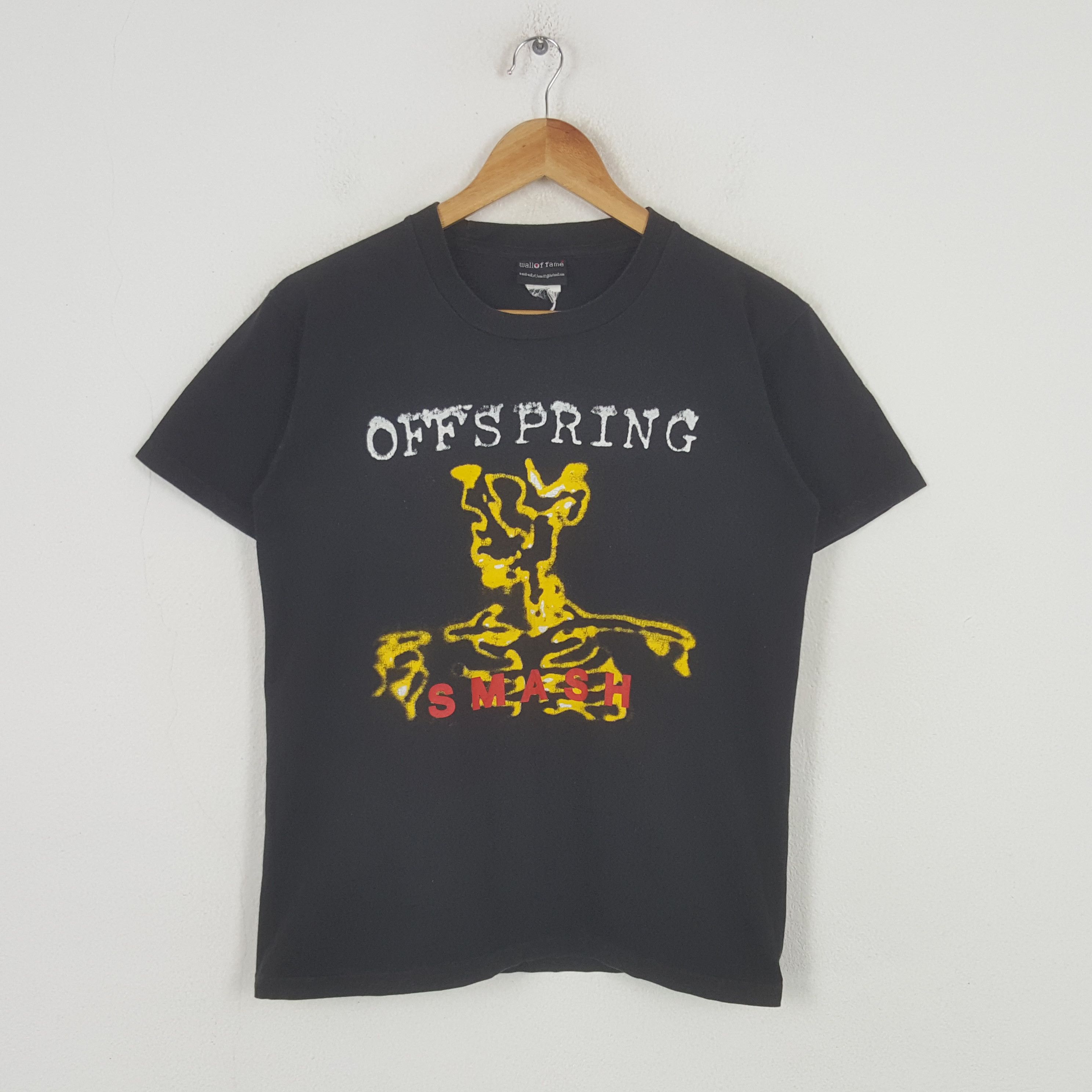 Band Tees Vintage Off Spring American Punk Rock Tshirt RR24 Size US S / EU 44-46 / 1 - 1 Thumbnail