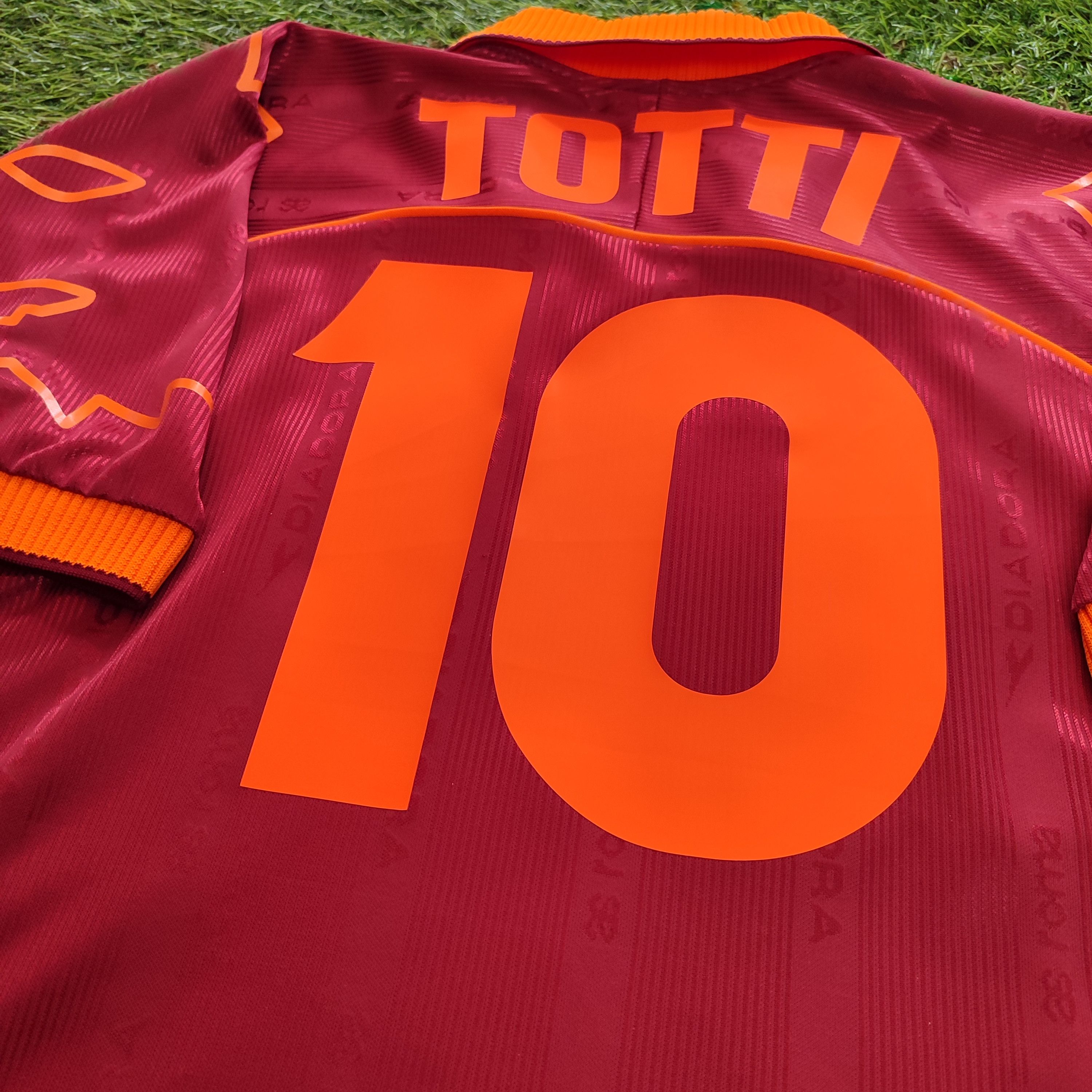Diadora As Roma Home 1999-00 Totti #10 Soccer Jersey Size US XL / EU 56 / 4 - 3 Thumbnail