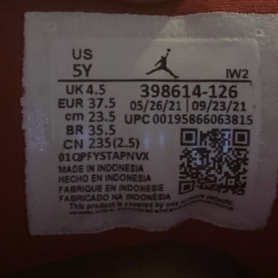 Jordan Brand Air Jordan 3 “Cardinal Red” GS Size 5 Size US 5 / EU 37 - 7 Thumbnail