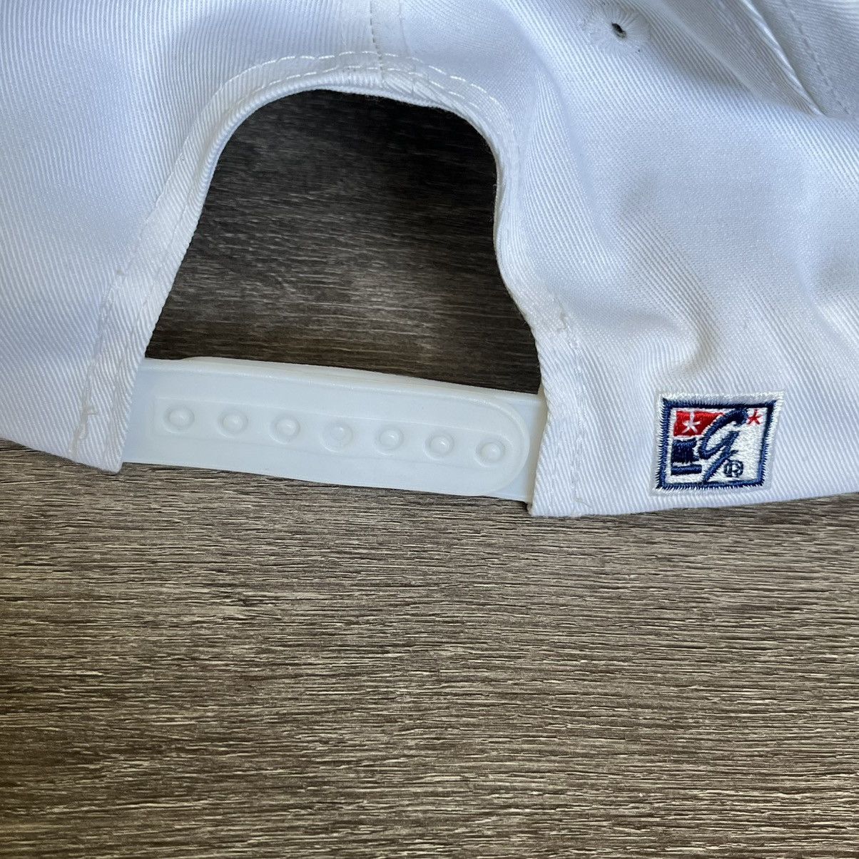 Vintage New Vintage 90s Holy Cross College Soccer Logo Hat SnapBack Size ONE SIZE - 8 Thumbnail