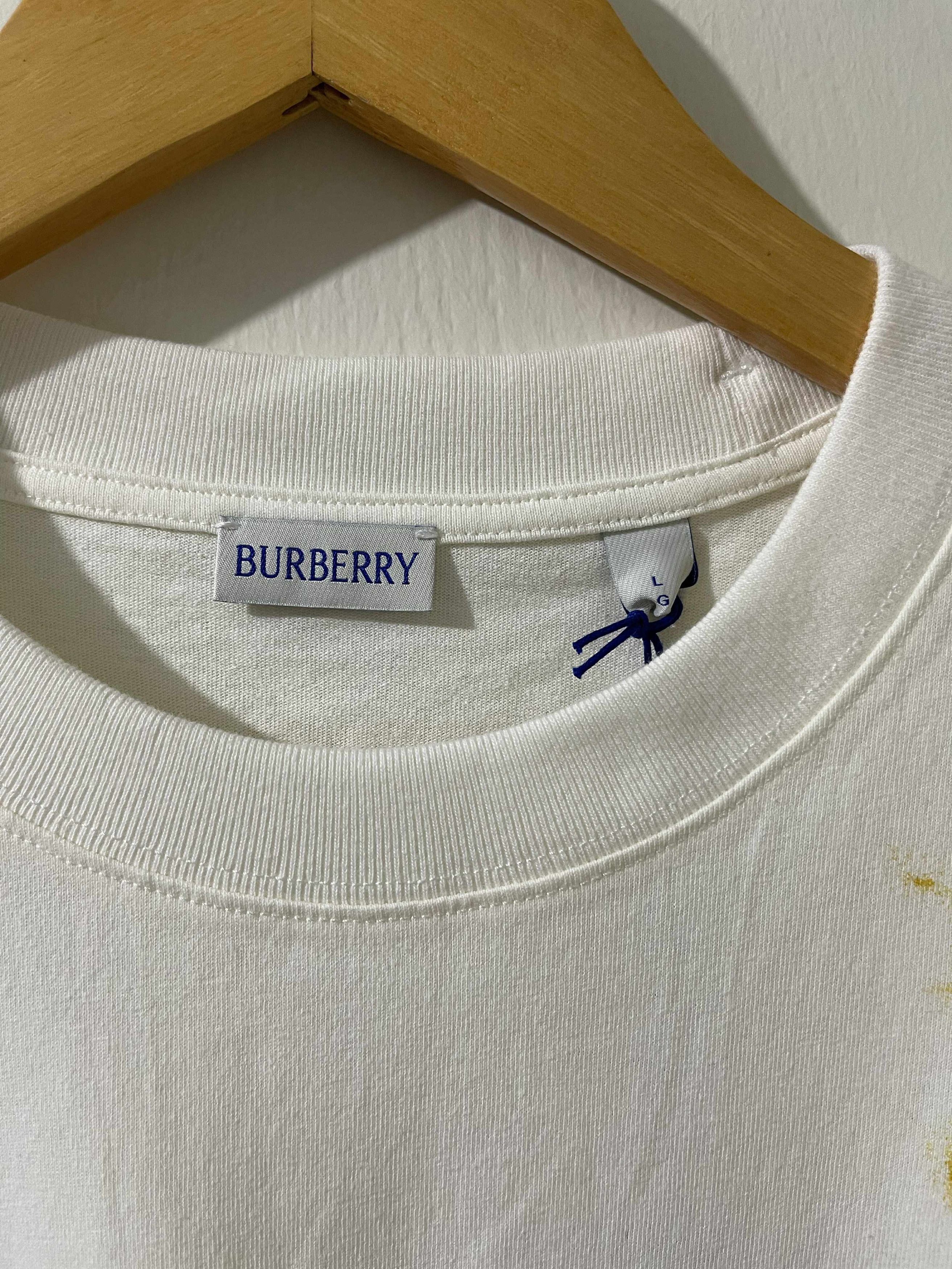 Burberry Burberry Equestrian Knight cotton T-shirt Size US L / EU 52-54 / 3 - 3 Thumbnail
