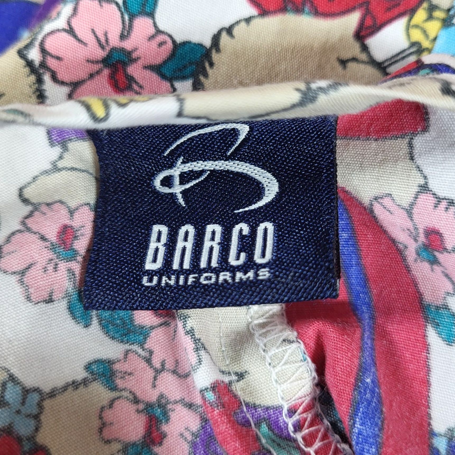 Vintage Barco Womens Scrub Top Medical V-Neck Pockets Hawaiian Bear Print S Multi Womens Barco Birko? Size S / US 4 / IT 40 - 4 Thumbnail