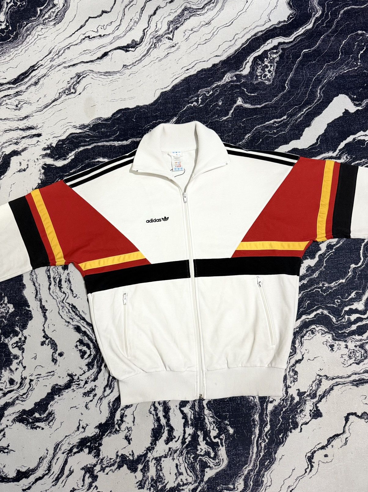 Vintage Vintage adidas 80s germany track top Size US M / EU 48-50 / 2 - 21 Thumbnail