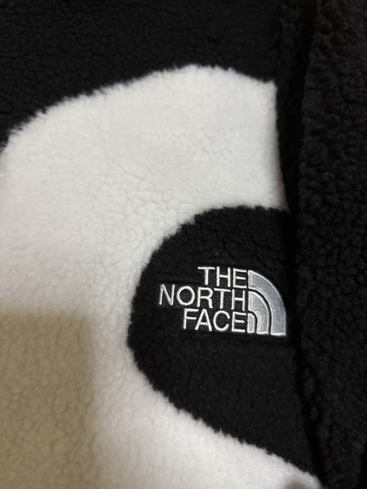 Supreme × The North Face Supreme tnf the north face S logo fleece jacket black Size US S / EU 44-46 / 1 - 4 Thumbnail