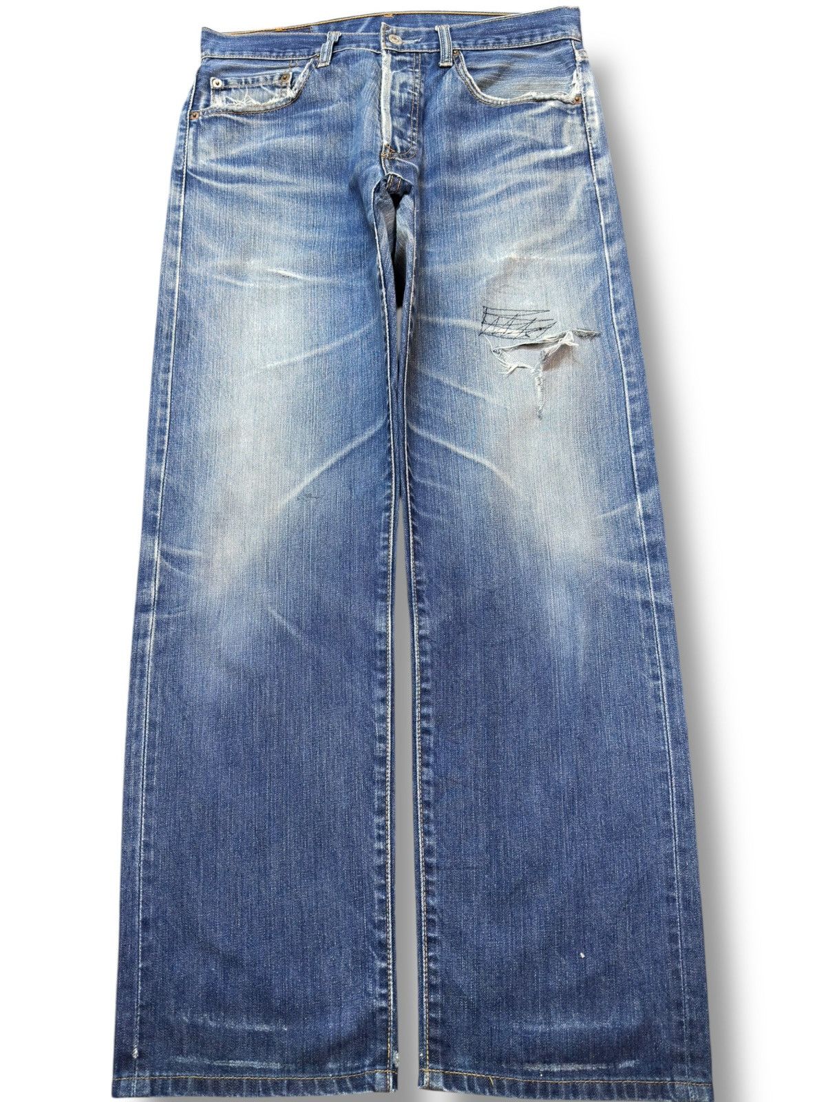 Levi's Vintage Clothing Vintage Levi’s 501 Faded Whiskers Distressed Denim Size US 30 / EU 46 - 1 Thumbnail