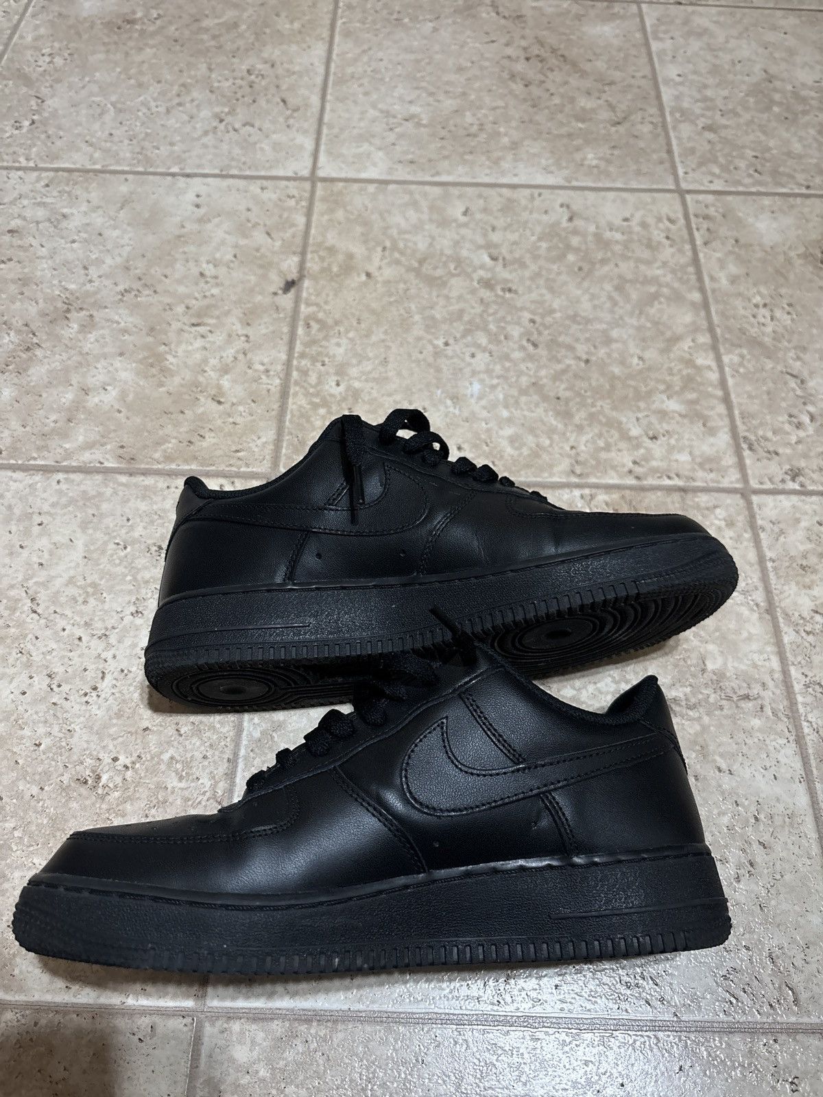 Nike Nike Air force 1 Size US 8.5 / EU 41-42 - 2 Thumbnail