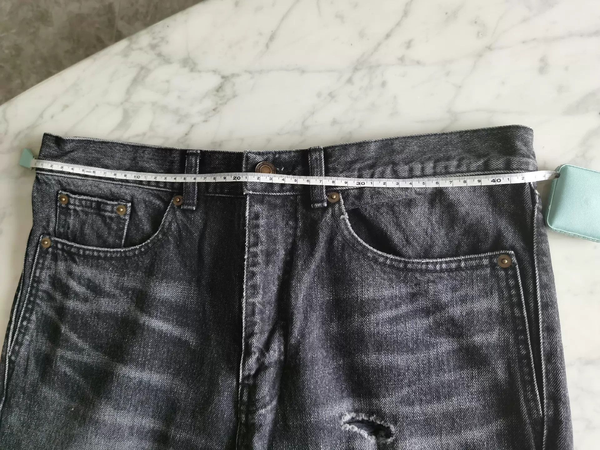 Saint Laurent Paris SLP Smoky Gray Distressed Jeans 30 Worn 2x Size US 30 / EU 46 - 9 Thumbnail