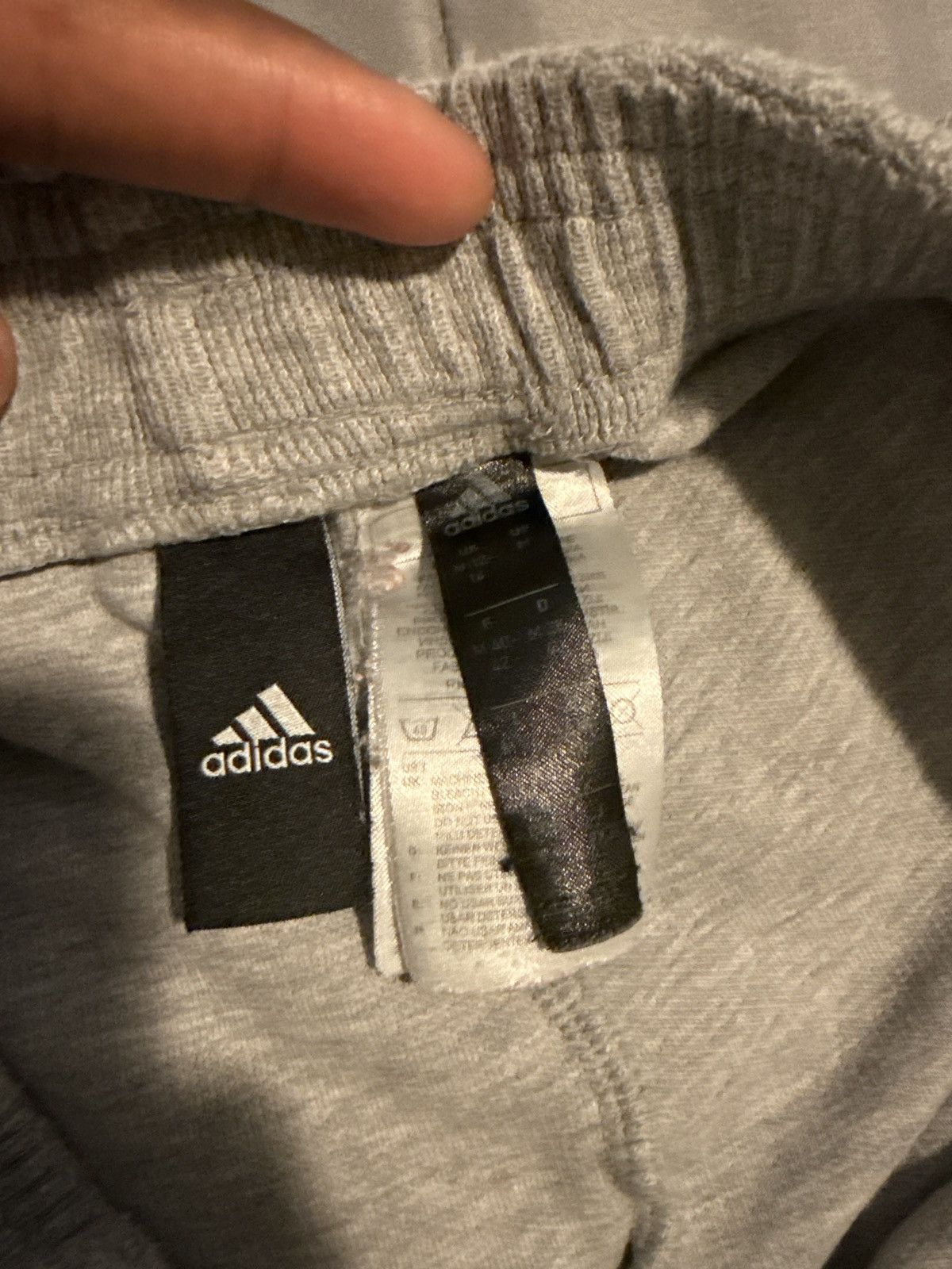Adidas Gray sweatpants Size US 30 / EU 46 - 3 Thumbnail