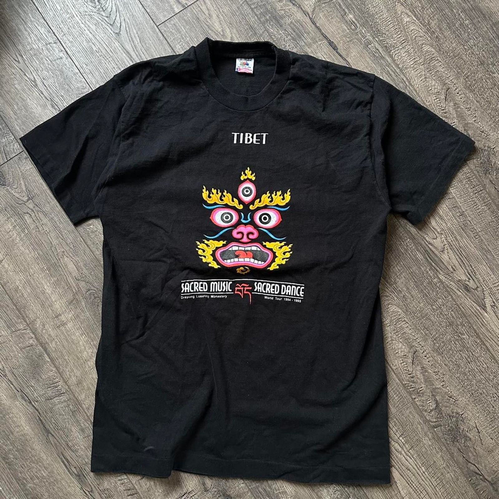 Vintage Rare Vintage 90s Tibet Sacred Music Dance Freedom Tour Shirt Size US L / EU 52-54 / 3 - 1 Thumbnail
