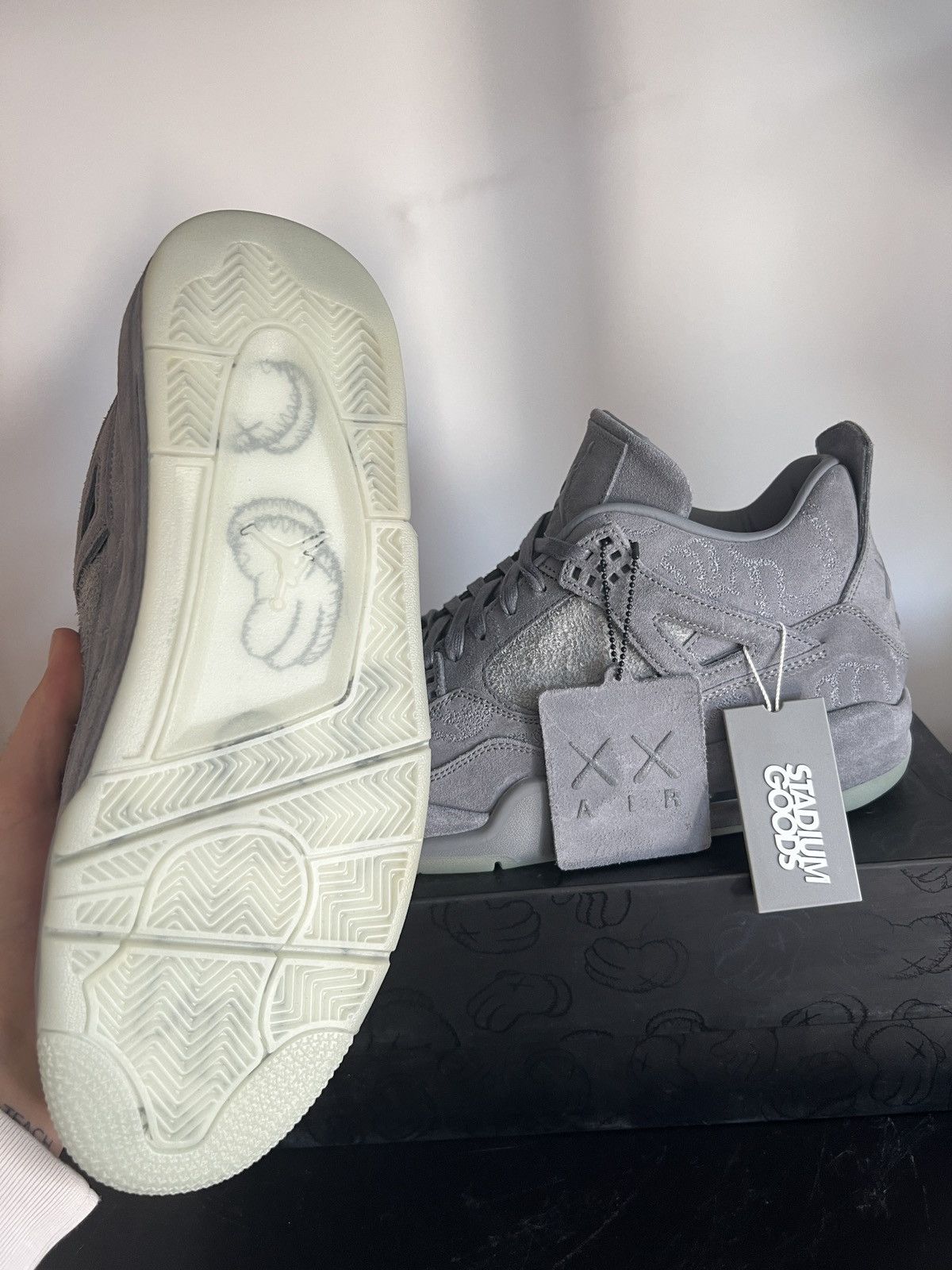 Kaws × Nike NIKE X KAWS JORDAN 4 RETRO Size US 11.5 / EU 44-45 - 7 Thumbnail