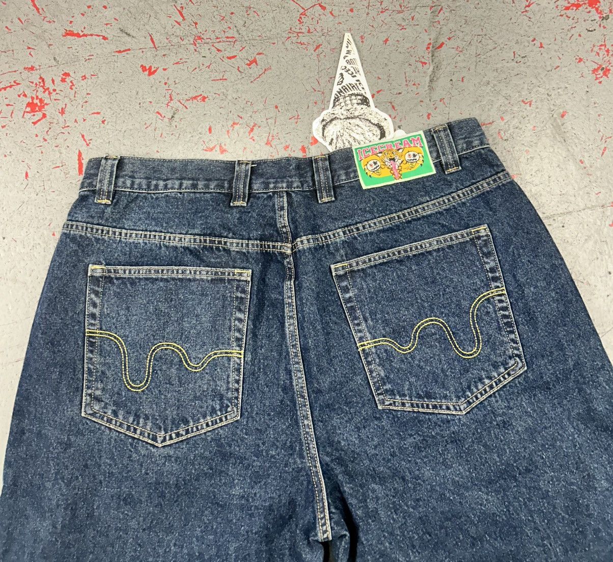 Icecream IceCream Running Dog Double Scoop Pants Size W38 / L34 NEW Size US 38 / EU 54 - 8 Thumbnail