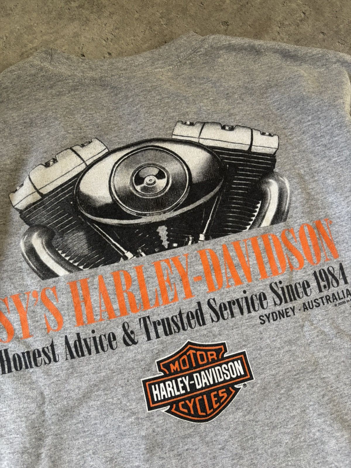 Harley Davidson Vintage Harley-Davidson Double Sided Crewneck Logo Engine Size US S / EU 44-46 / 1 - 4 Thumbnail