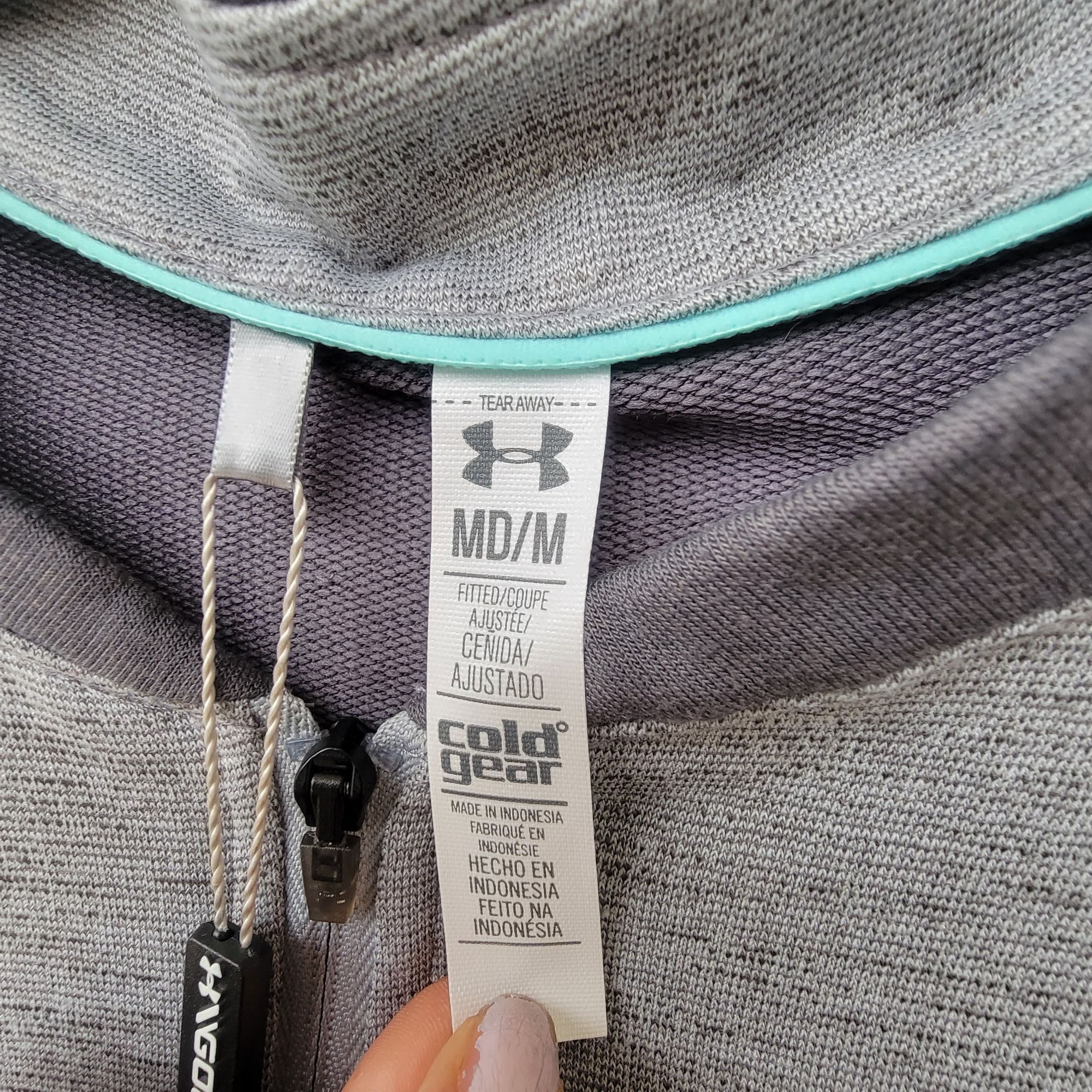 Under Armour ⭐Under Armour Long Sleeve Shirt Sz M Women's cold gear fitte Size M / US 6-8 / IT 42-44 - 3 Thumbnail