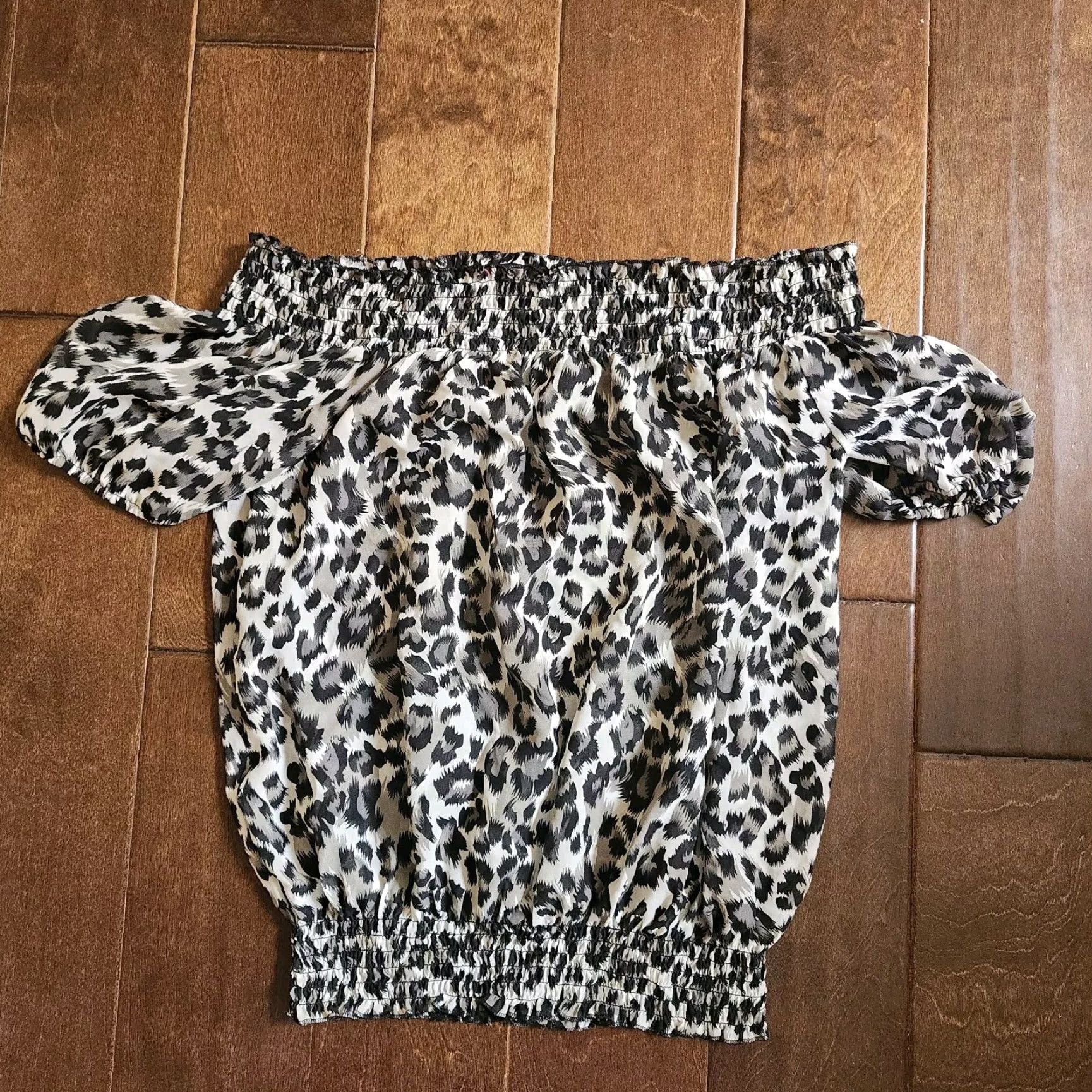 Forever 21 Forever 21 Leopard Print Off Shoulder Top - Short Sleeve - Pullover - Size S/P - Multicolor - Blouse - Women - Casual Party Travel - S/P Size S / US 4 / IT 40 - 2 Thumbnail