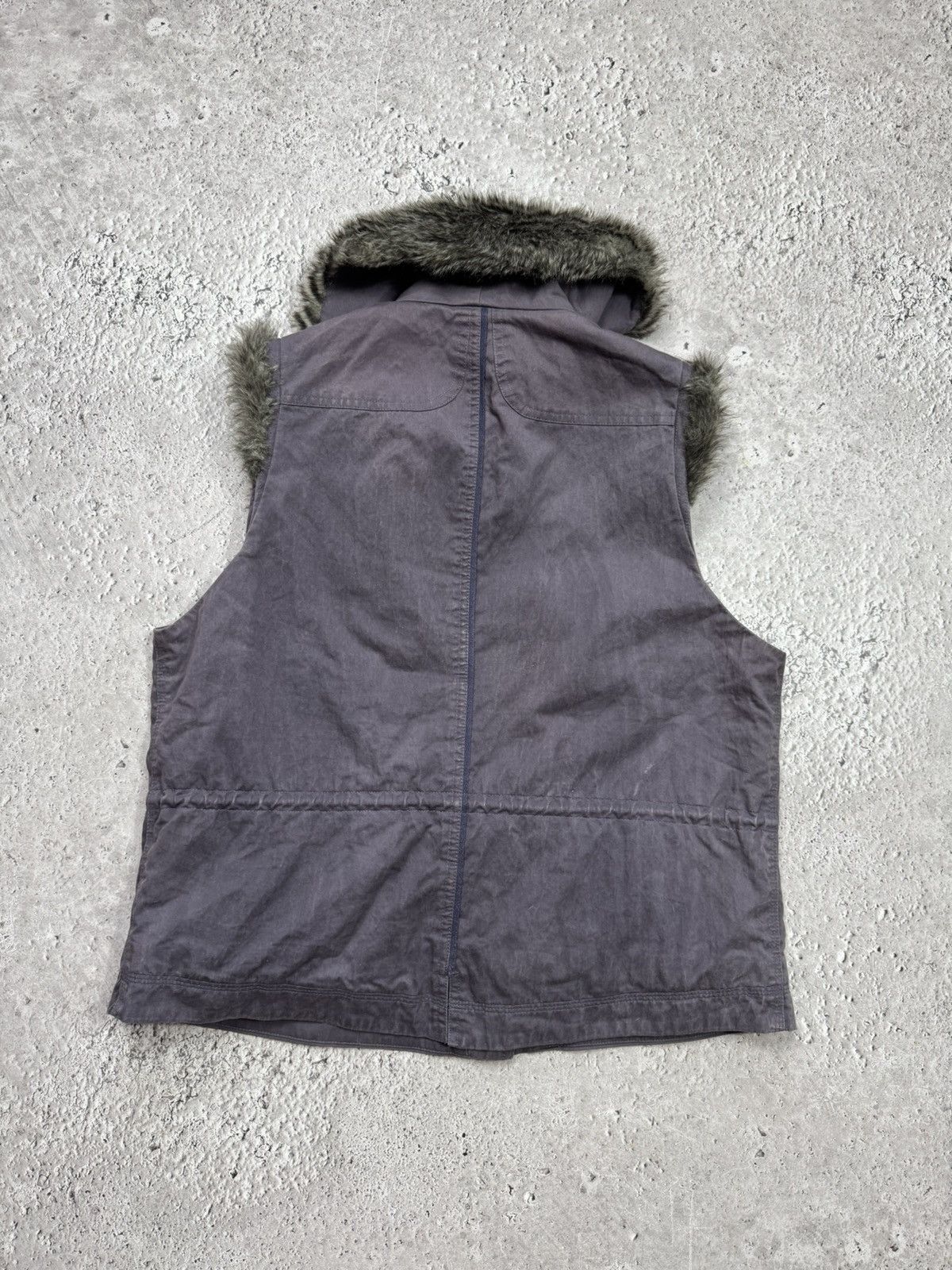 Other Vintage Womens Faux Fur Cargo Vest Y2K Zip Gilet Size M / US 6-8 / IT 42-44 - 9 Thumbnail