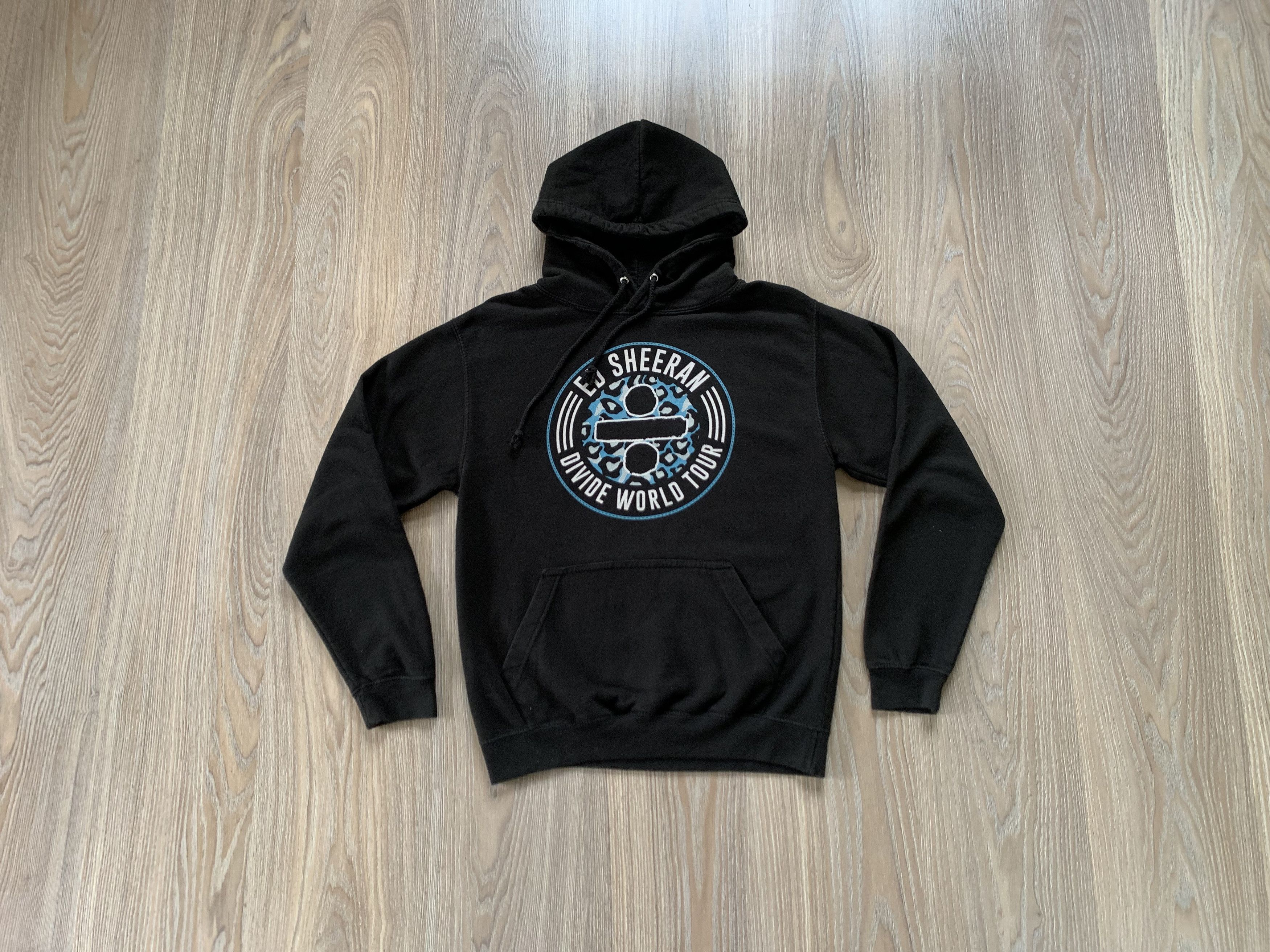 Band Tees Ed Sheeran Divide World Tour Black Hoodie Size US XS / EU 42 / 0 - 1 Thumbnail