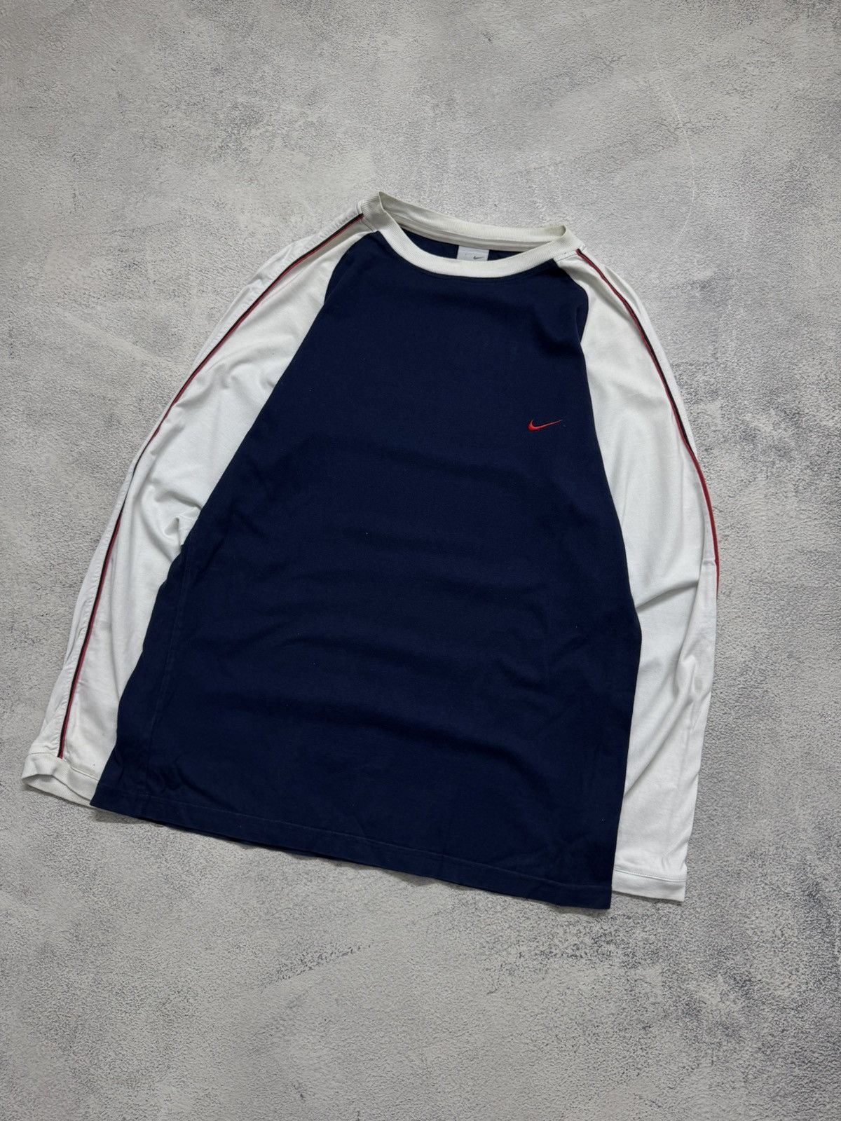 Nike Vintage Y2k Nike Swoosh Long Sleeve 00’s Size US M / EU 48-50 / 2 - 5 Thumbnail