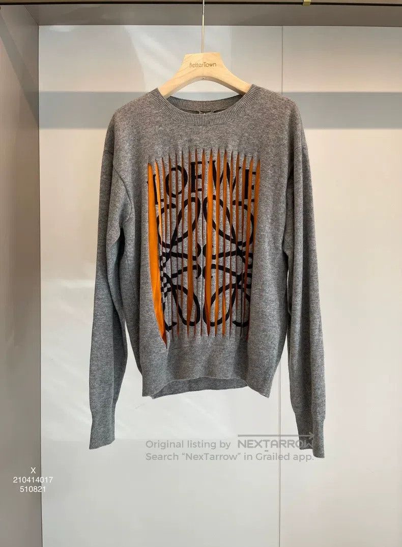Loewe Loewe Gray printed cashmere sweater Size M / US 6-8 / IT 42-44 - 1 Thumbnail