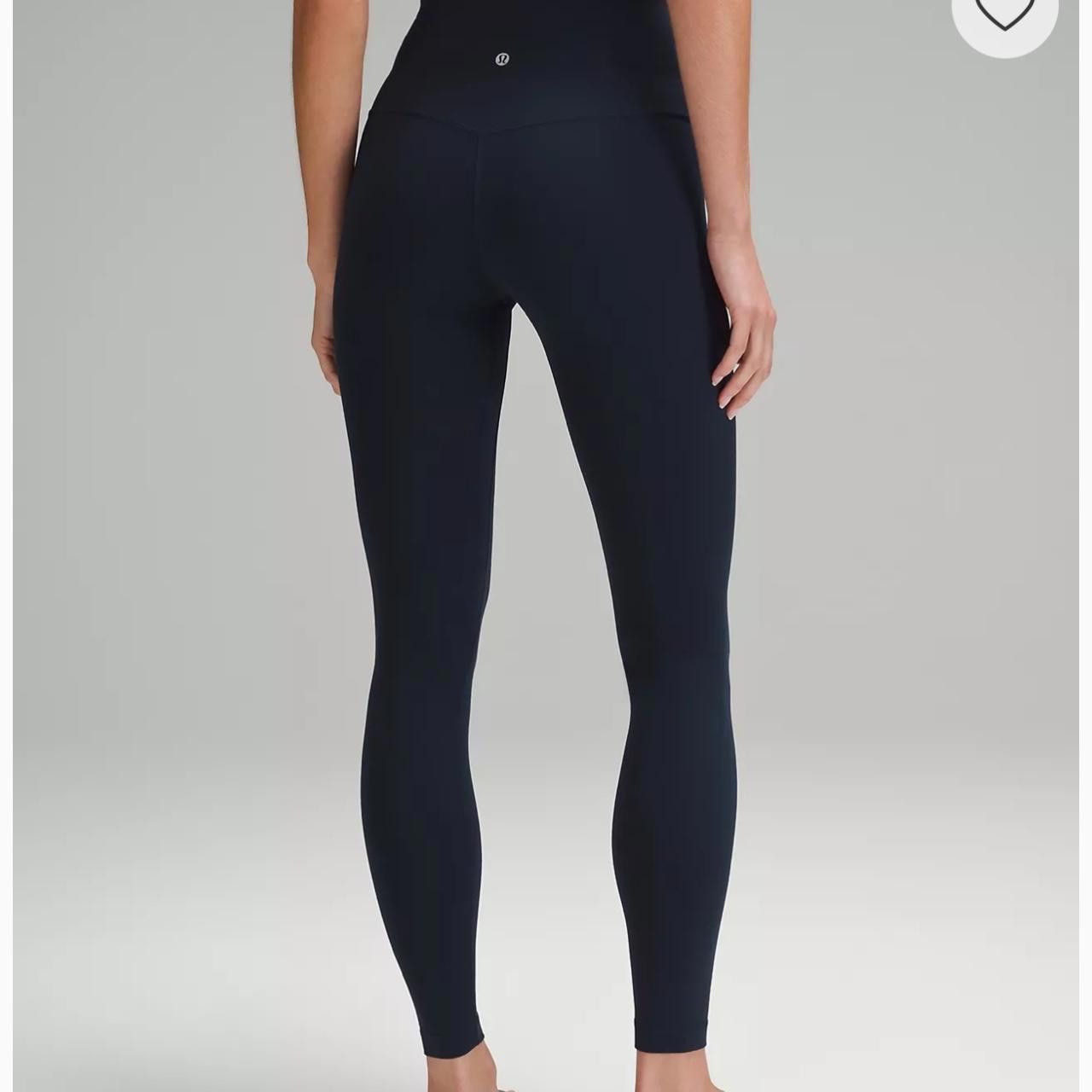 Lululemon Lululemon Women's Navy Legging Size 28" / US 6 / IT 42 - 1 Thumbnail